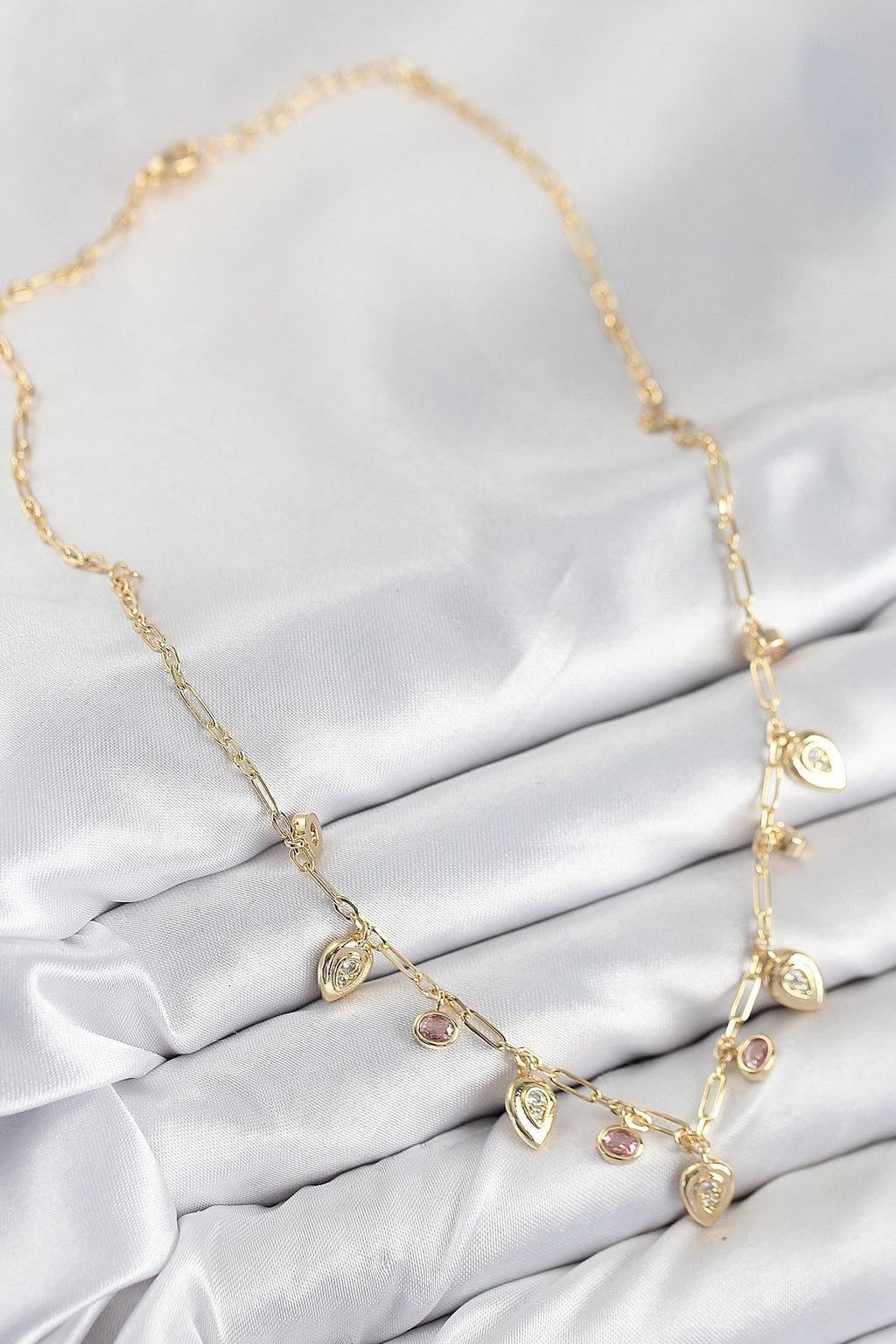 Mey İthalat® Pirinç Zirkon Taşlı Sallantılı Damla Model Gold Renk Kadın Kolye