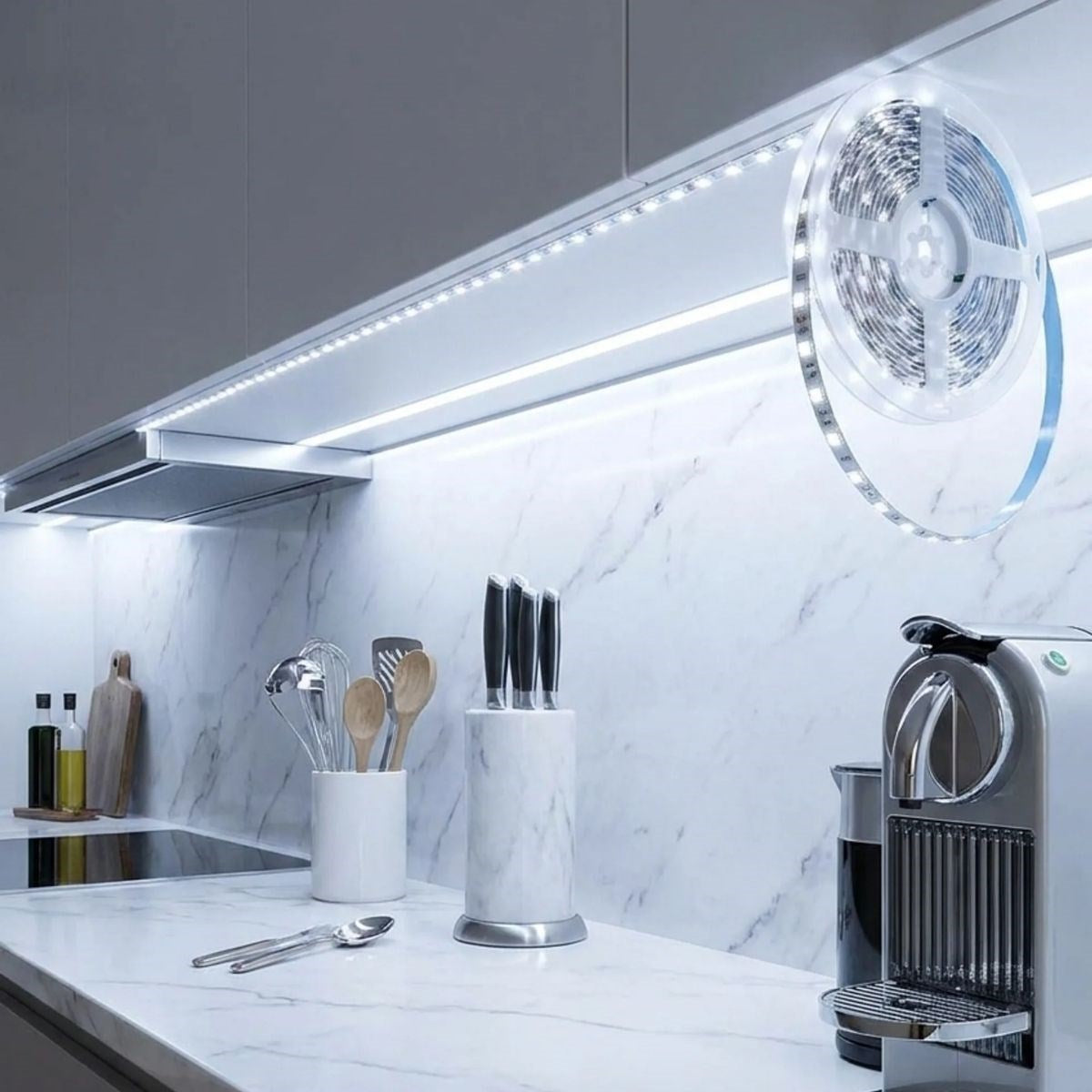 Beyaz LED Şerit 5m – 60 LED/m 12V 14.4W Güçlü 3 Çipli Işık Şerit Led
