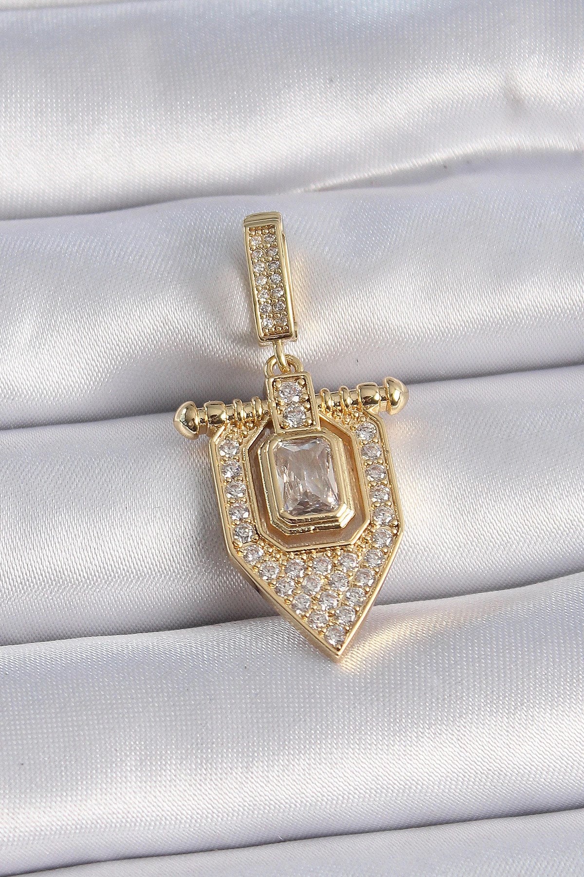 Mey İthalat® Pirinç Gold Renk Baget Zirkon Taşlı Ajda Charm