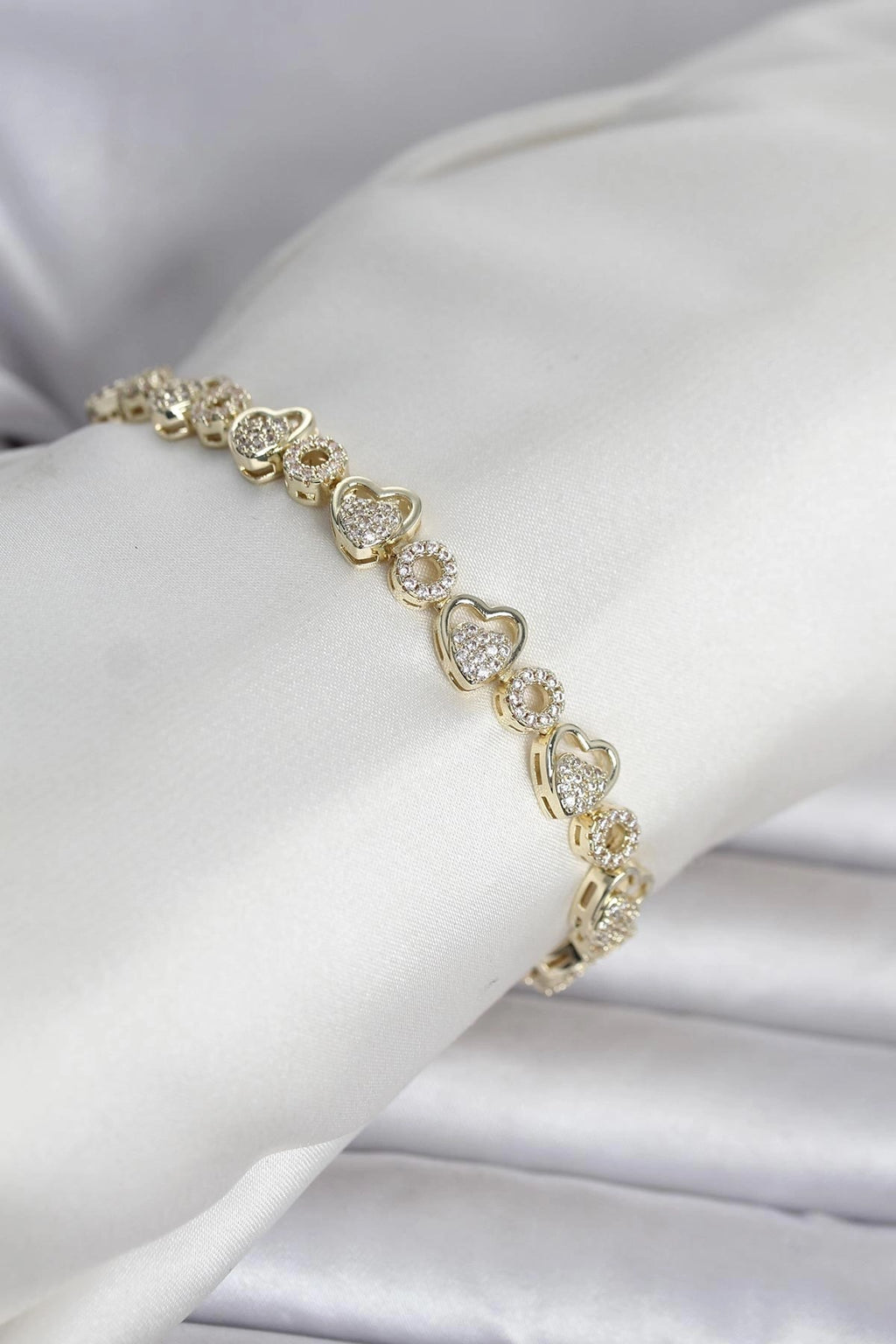 Mey İthalat® Pirinç Gold Renk Zirkon Taşlı Kalp Model Kadın Bileklik