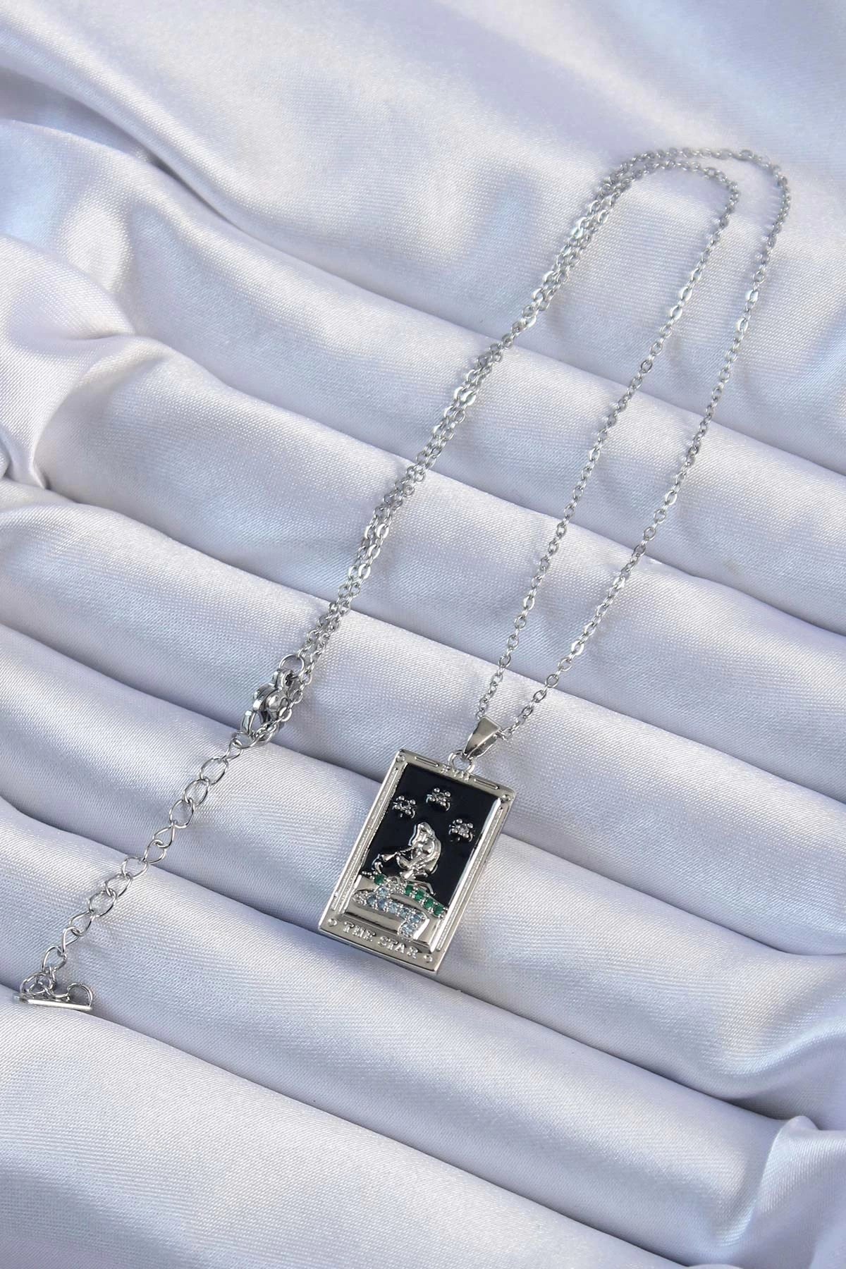 Mey İthalat® 316L Çelik Zincir Gümüş Renk Zirkon Taşlı Siyah Mineli Kız Figürlü Tarot Kolye