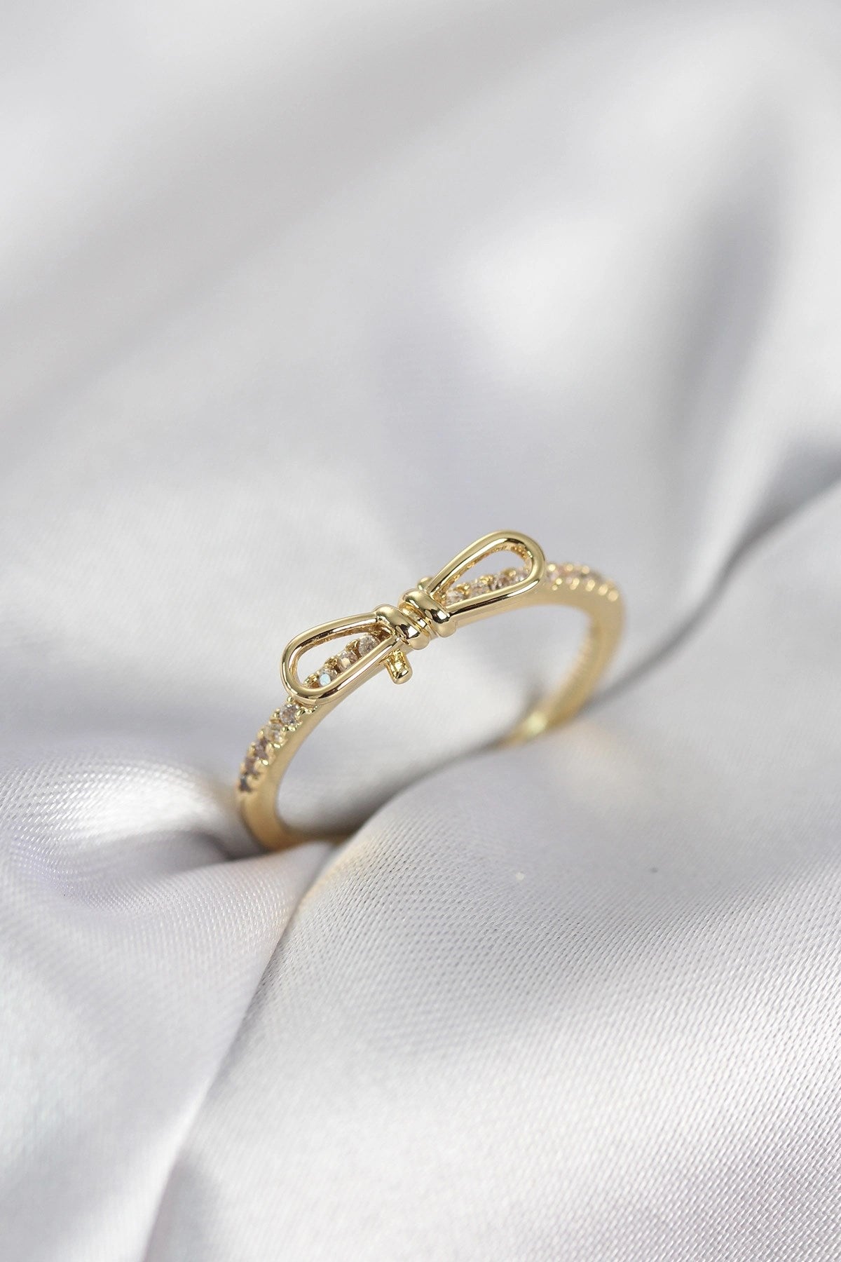 Mey İthalat® Fiyonk Model Zirkon Taşlı Gold Renk Kadın Yüzük