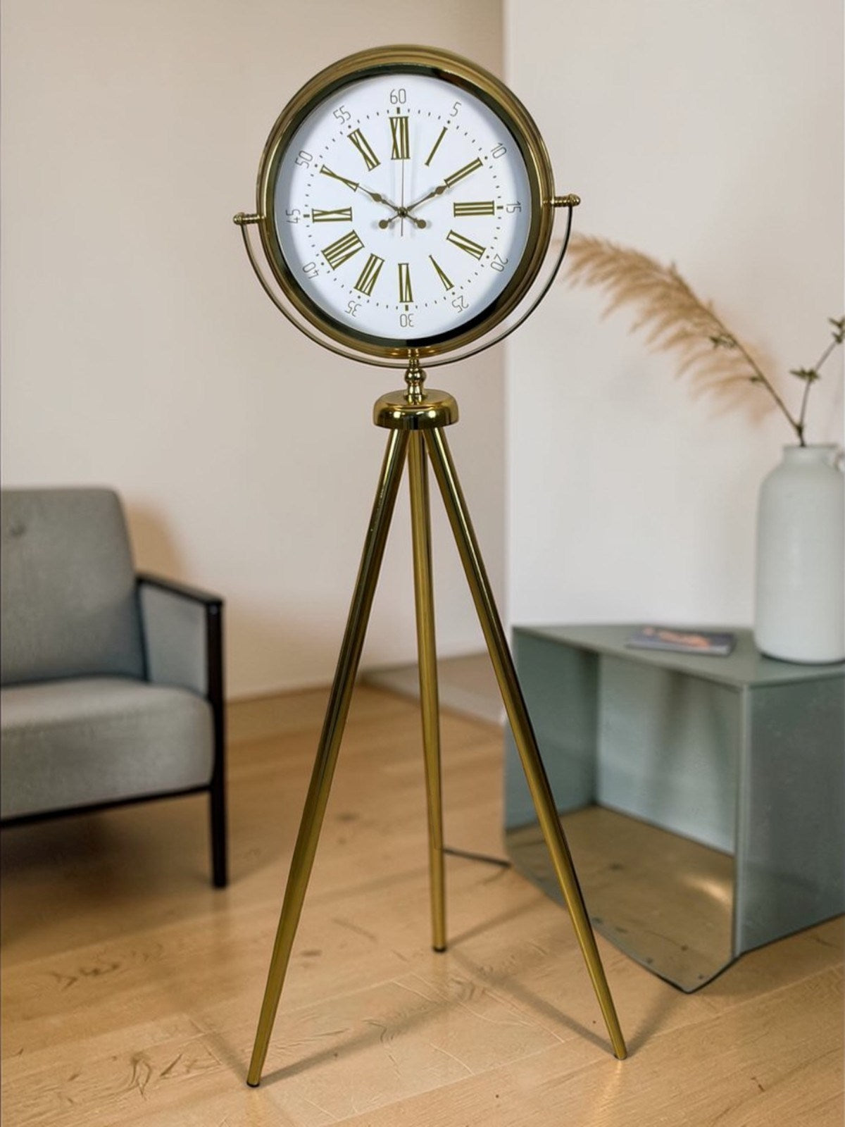 Aura Gold Tripod Ayaklı Dekoratif Saat