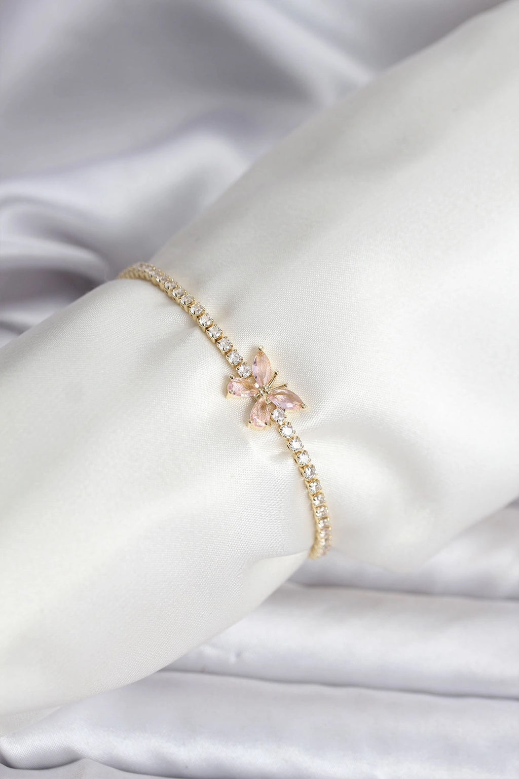 Mey İthalat® Kelebek Model Zirkon Taşlı Gold Renk Pirinç Su Yolu Kadın Bileklik
