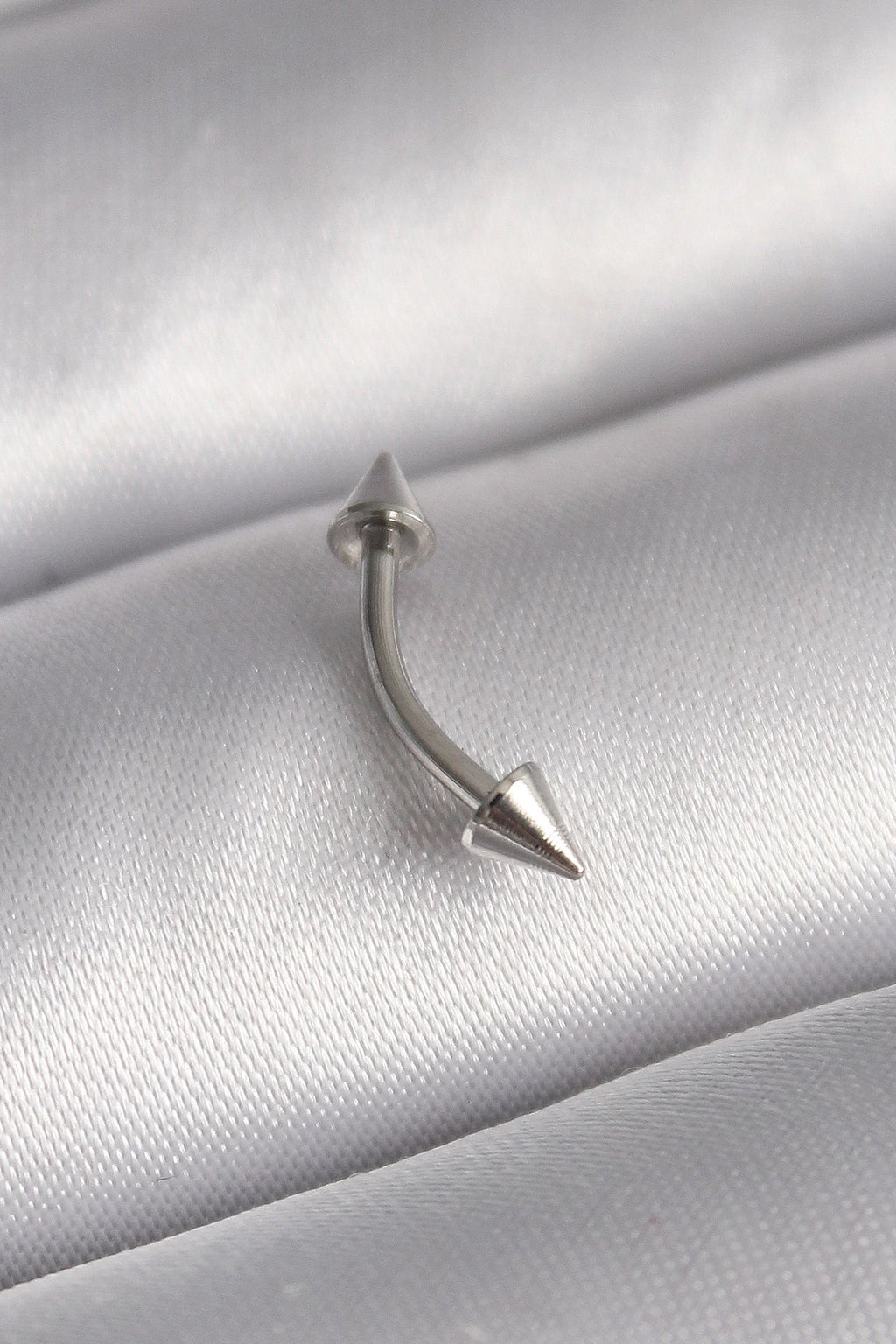 Mey İthalat® 316L Çelik Gümüş Renk Çivi Model Piercing