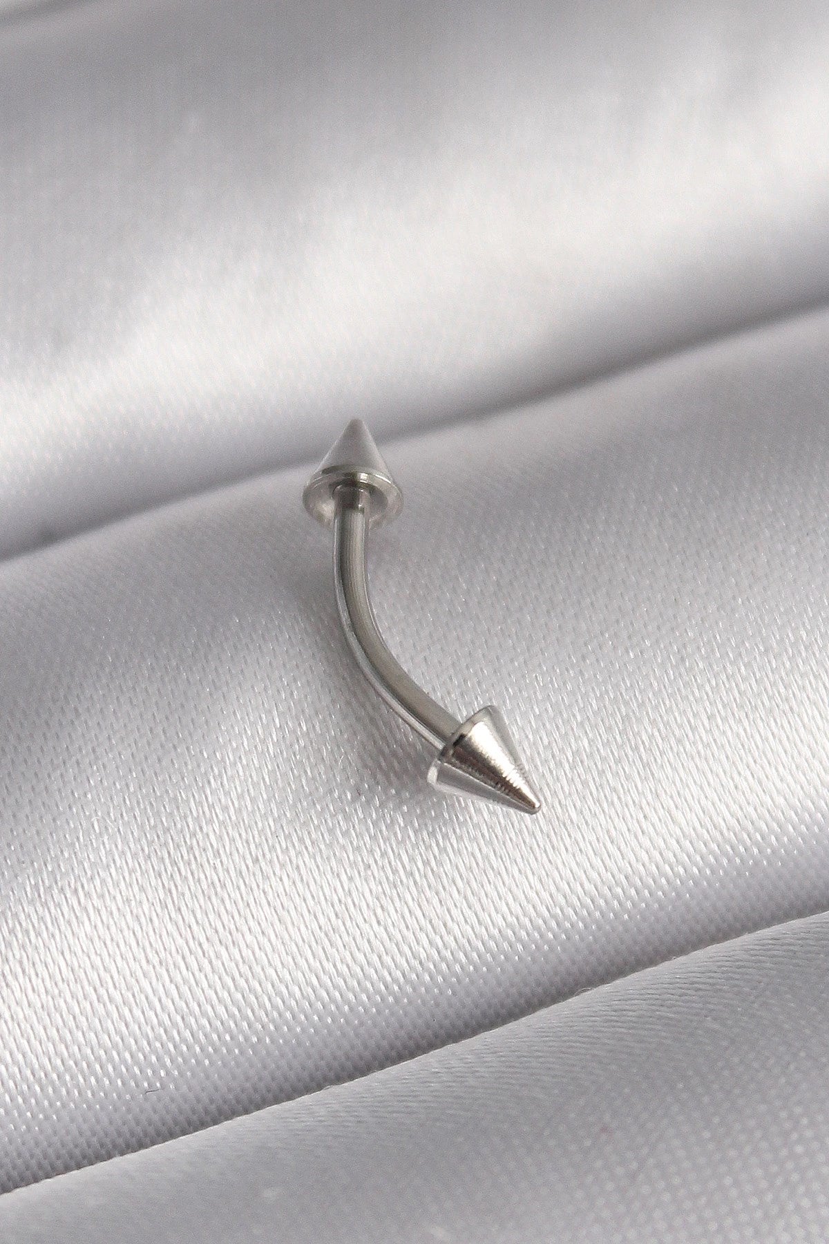 Mey İthalat® 316L Çelik Gümüş Renk Çivi Model Piercing