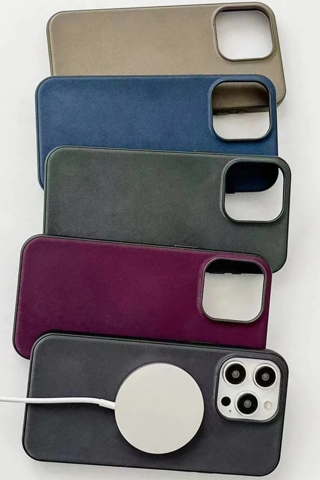 Mey İthalat® iPhone 15 Pro Max Kılıf Karen Magsafe Kapak - Siyah