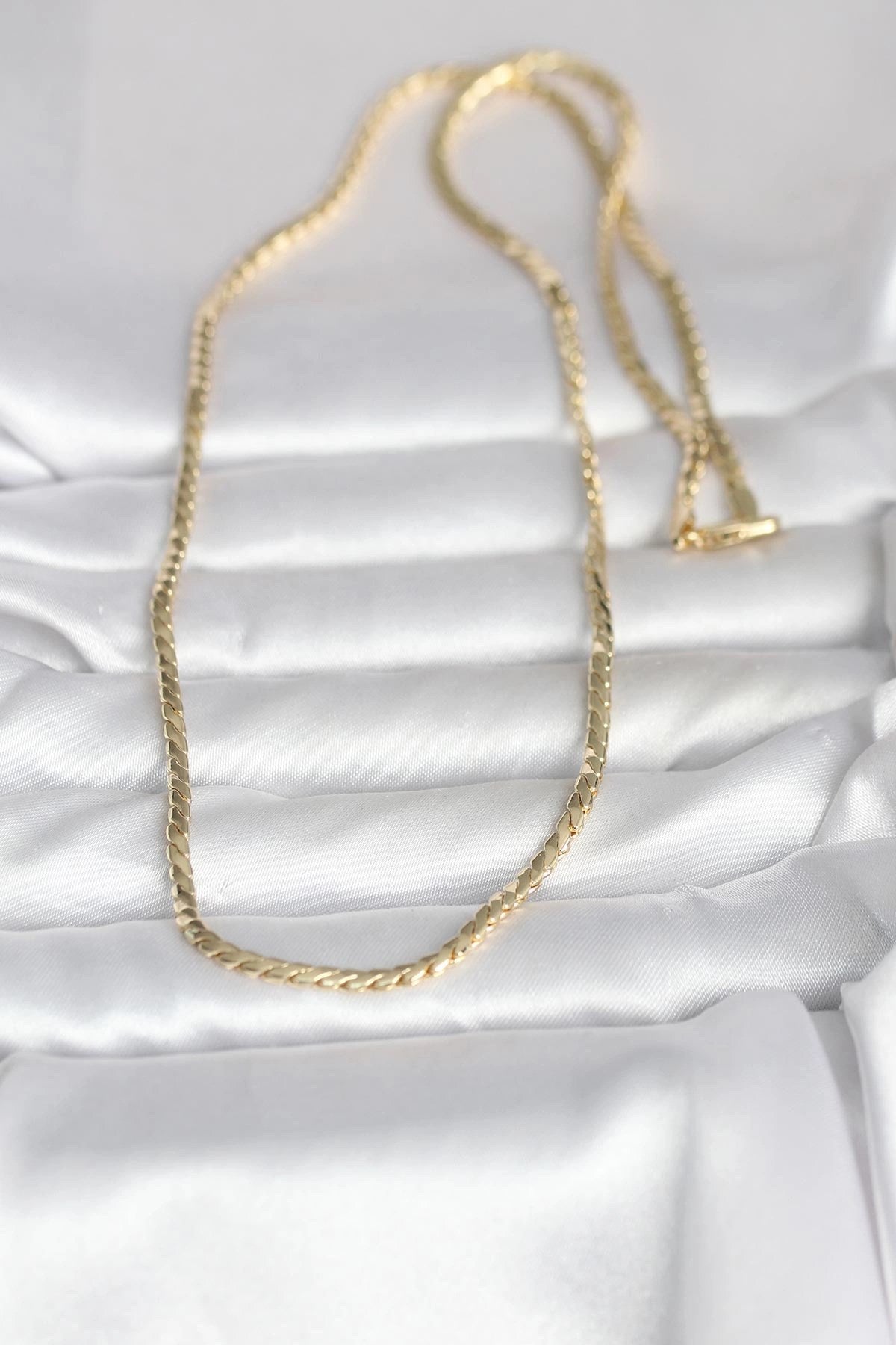 Mey İthalat® CM 14K Gold Renk Yassı Model 60 cm Kadın Kolye