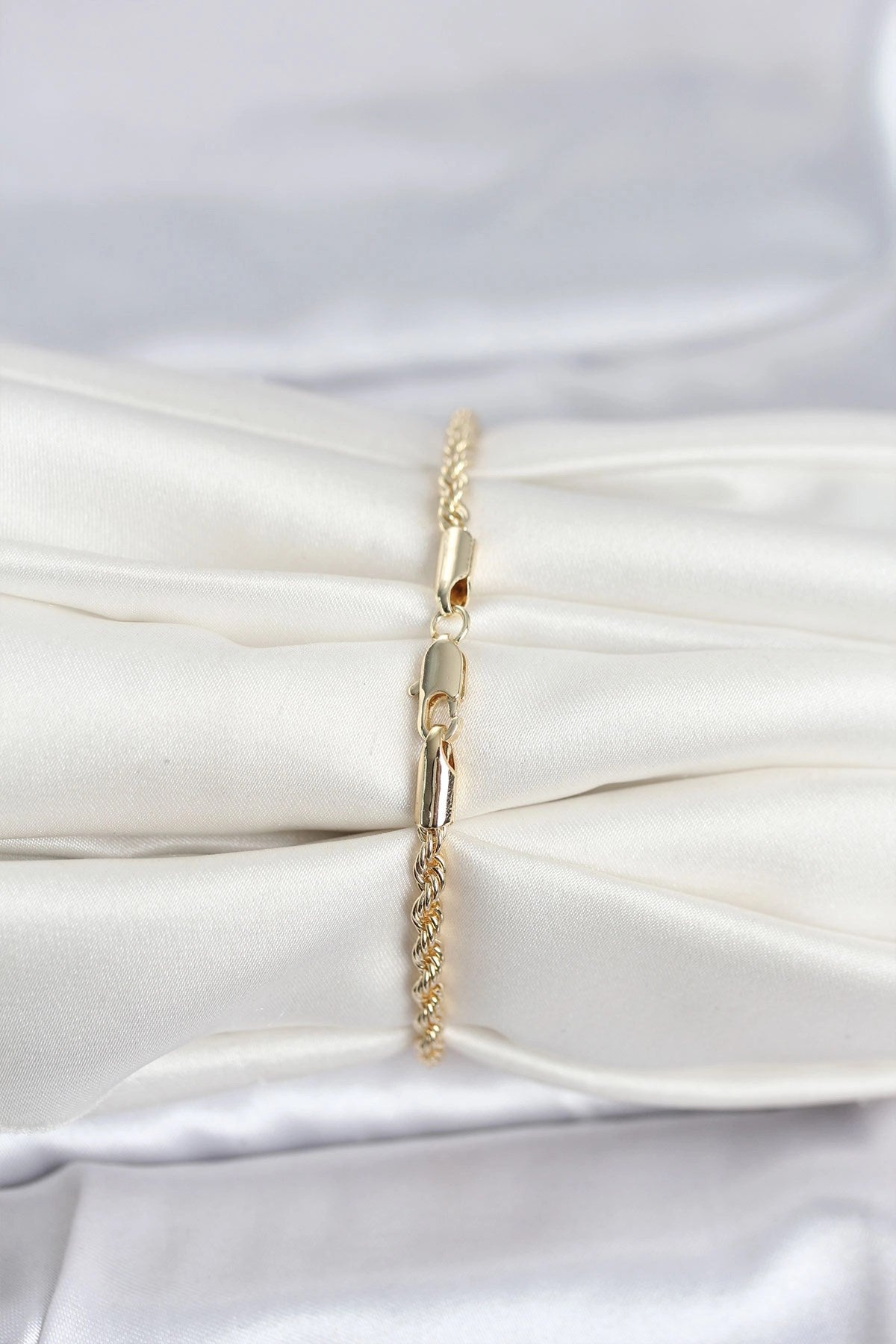 Mey İthalat® CM 14K Gold Renk Burgu Model Kadın Bileklik