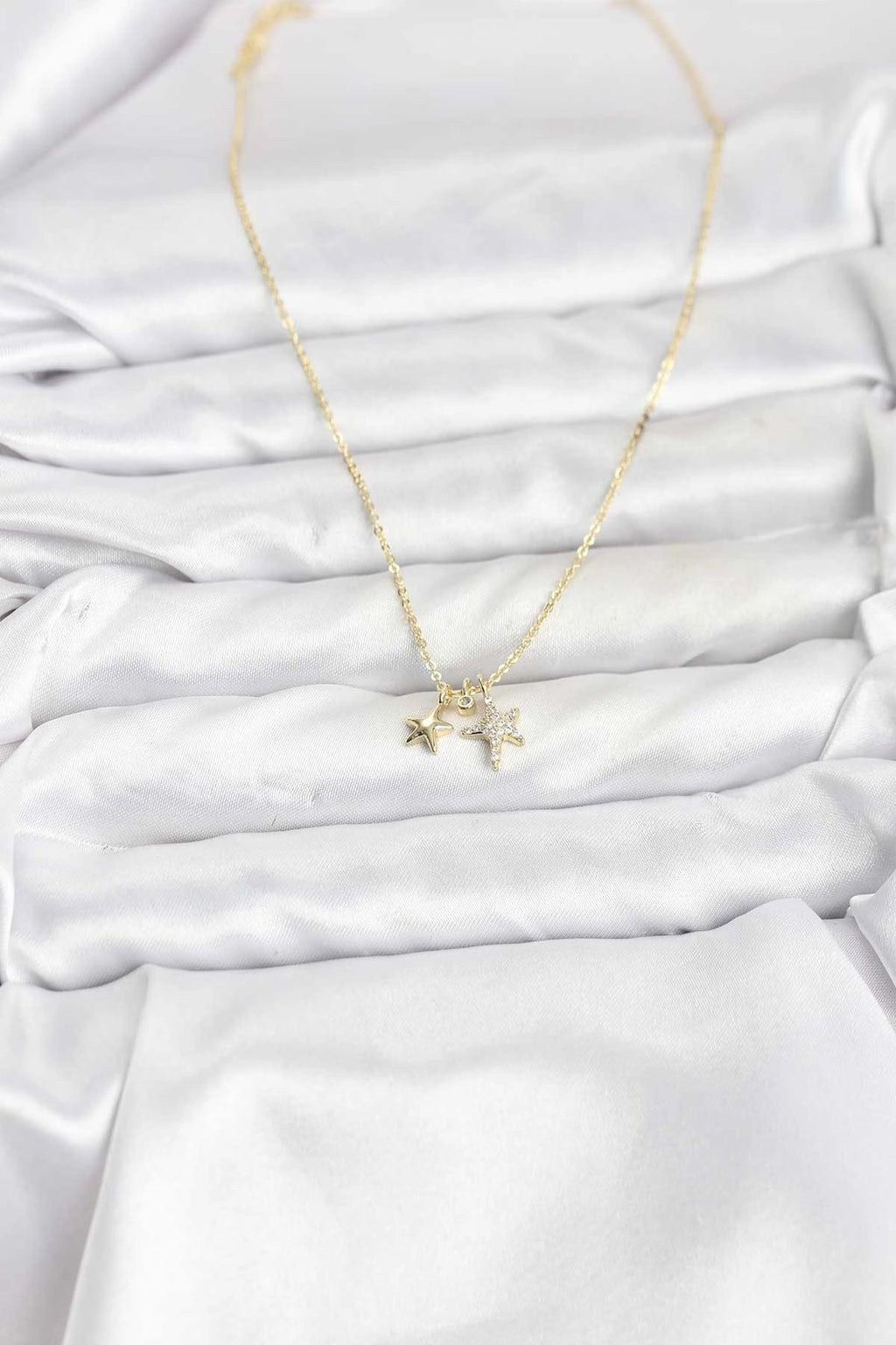 Mey İthalat® Pirinç Gold Renk Yıldız Minimal Kadın Kolye