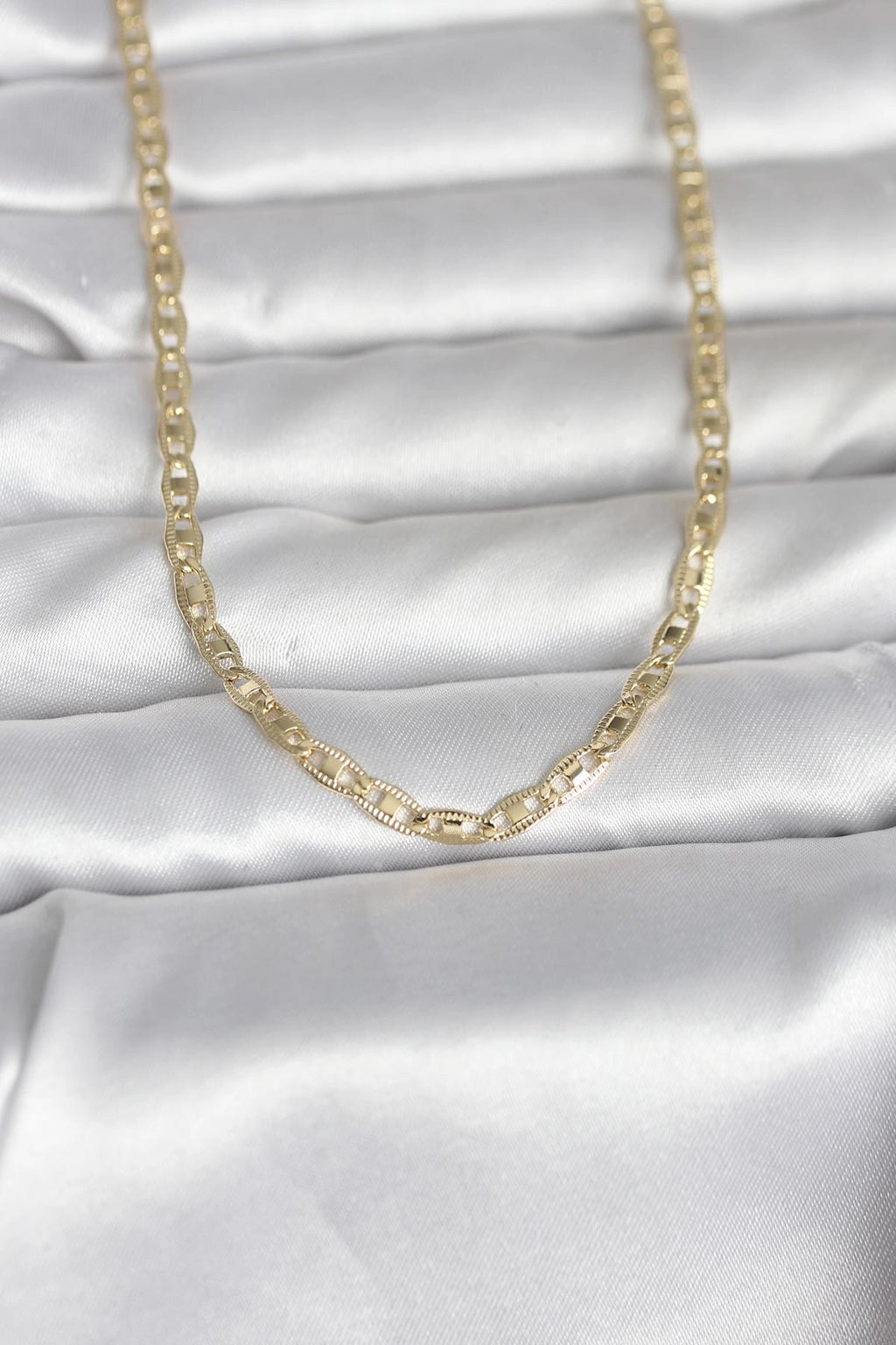 Mey İthalat® CM 14K Gold Renk Lazer Kesim Zincirli Model 60 cm Kadın Kolye