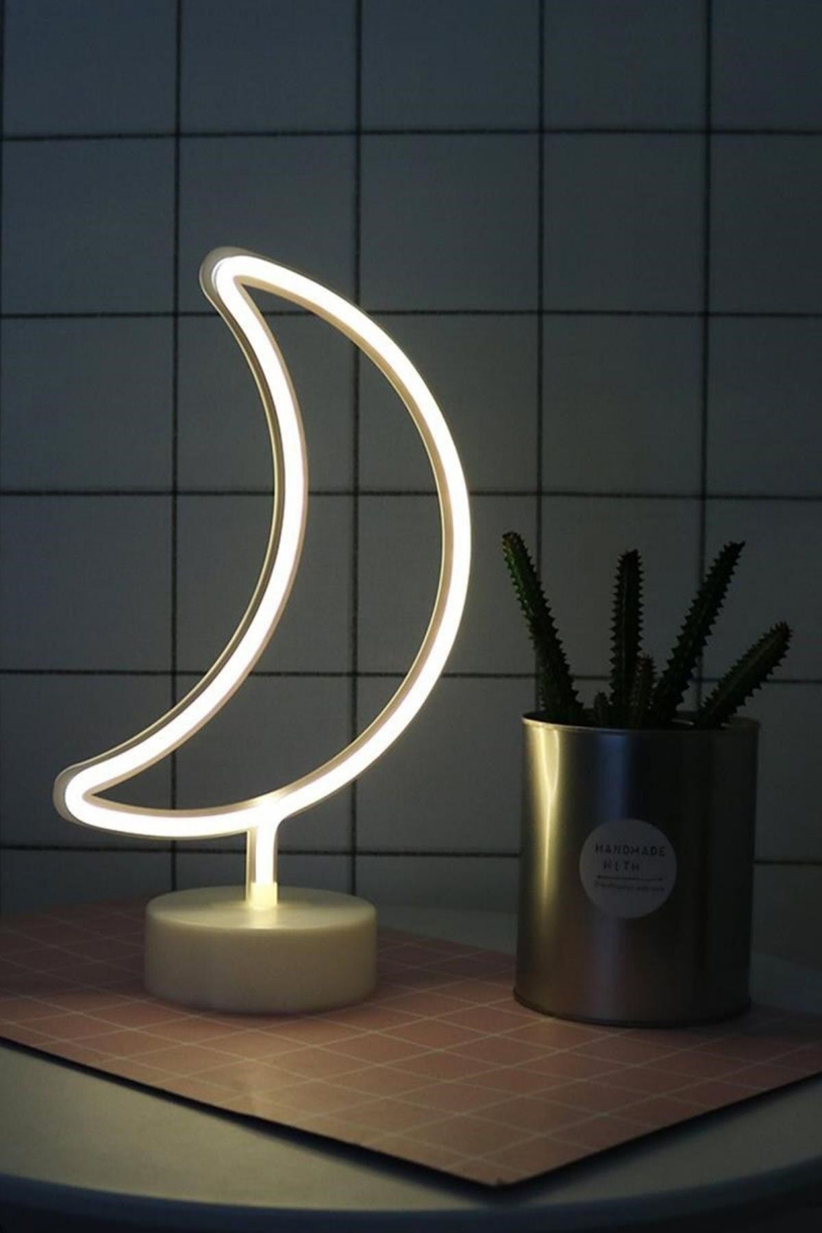 Dekoratif Pilli Ay Tasarımlı 3D Neon Led Masa Ve Gece Lambası