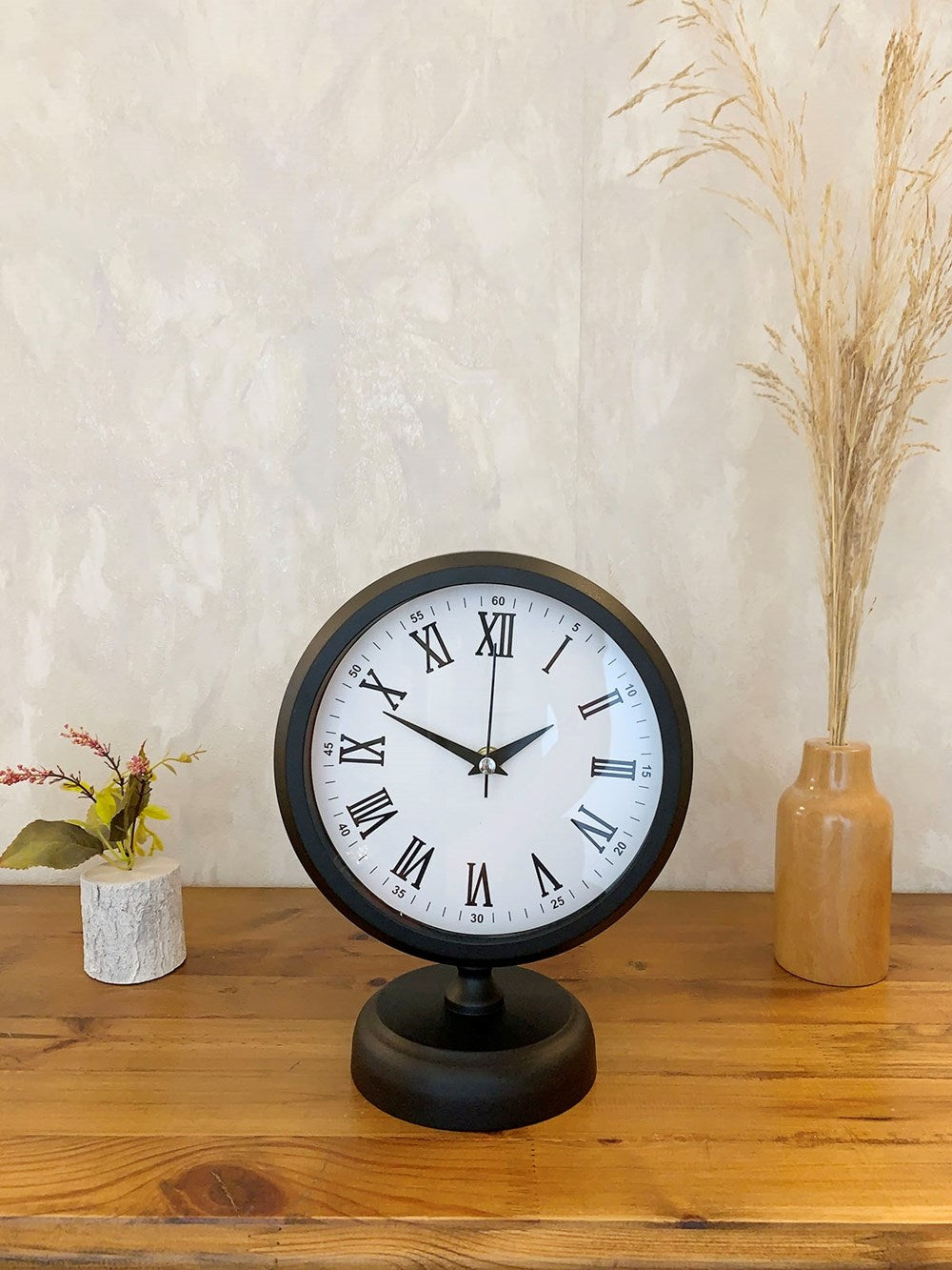 Siyah Metal Roma Rakamlı Masa Saati 25×20 cm