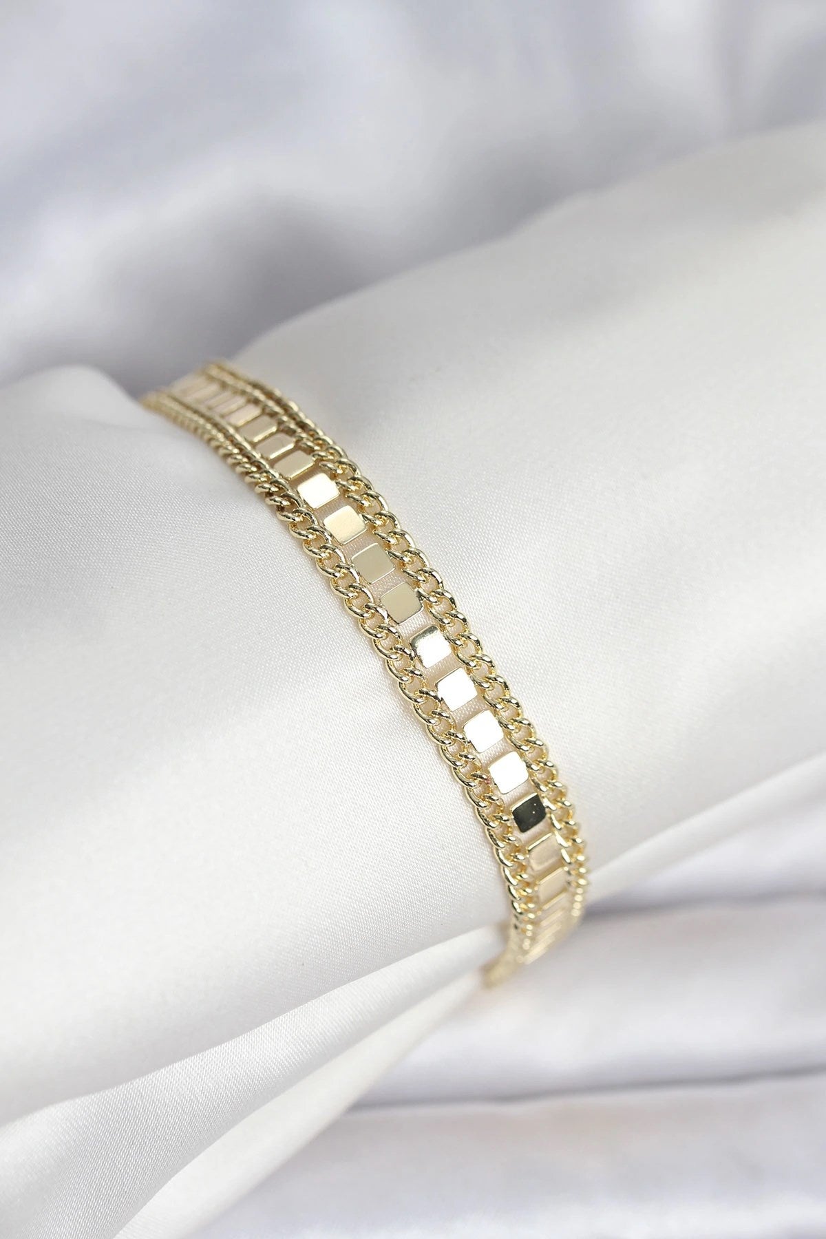 Mey İthalat® 316L Çelik Gold Renk Pullu Zincir Model Kadın Bileklik