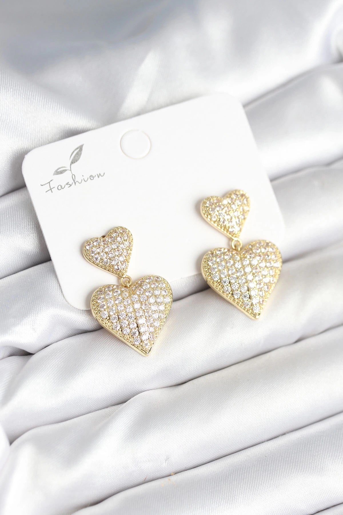 Mey İthalat® Kalp Model Zirkon Taşlı Gold Renk Pirinç Kadın Küpe