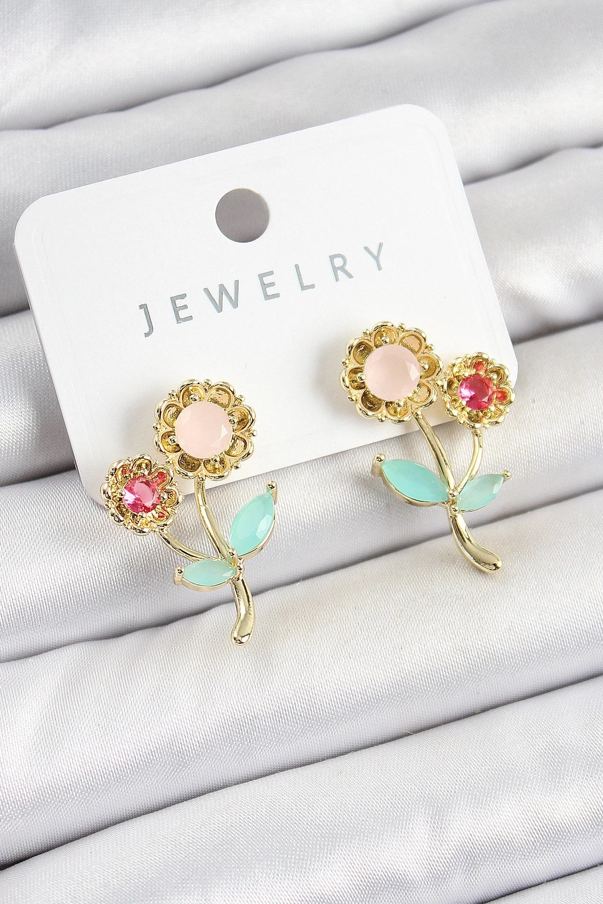 Mey İthalat® Pirinç Renkli Zirkon Taşlı Papatya Model Gold Renk Kadın Küpe