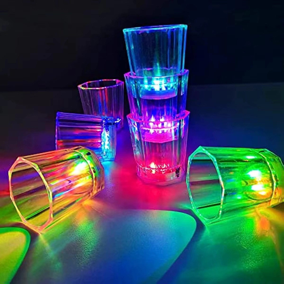 Mey İthalat® Renkli Led Parlayan Fiber Optik Glow Işıklı Bardak 5,5 x 5,5 cm 1 Adet