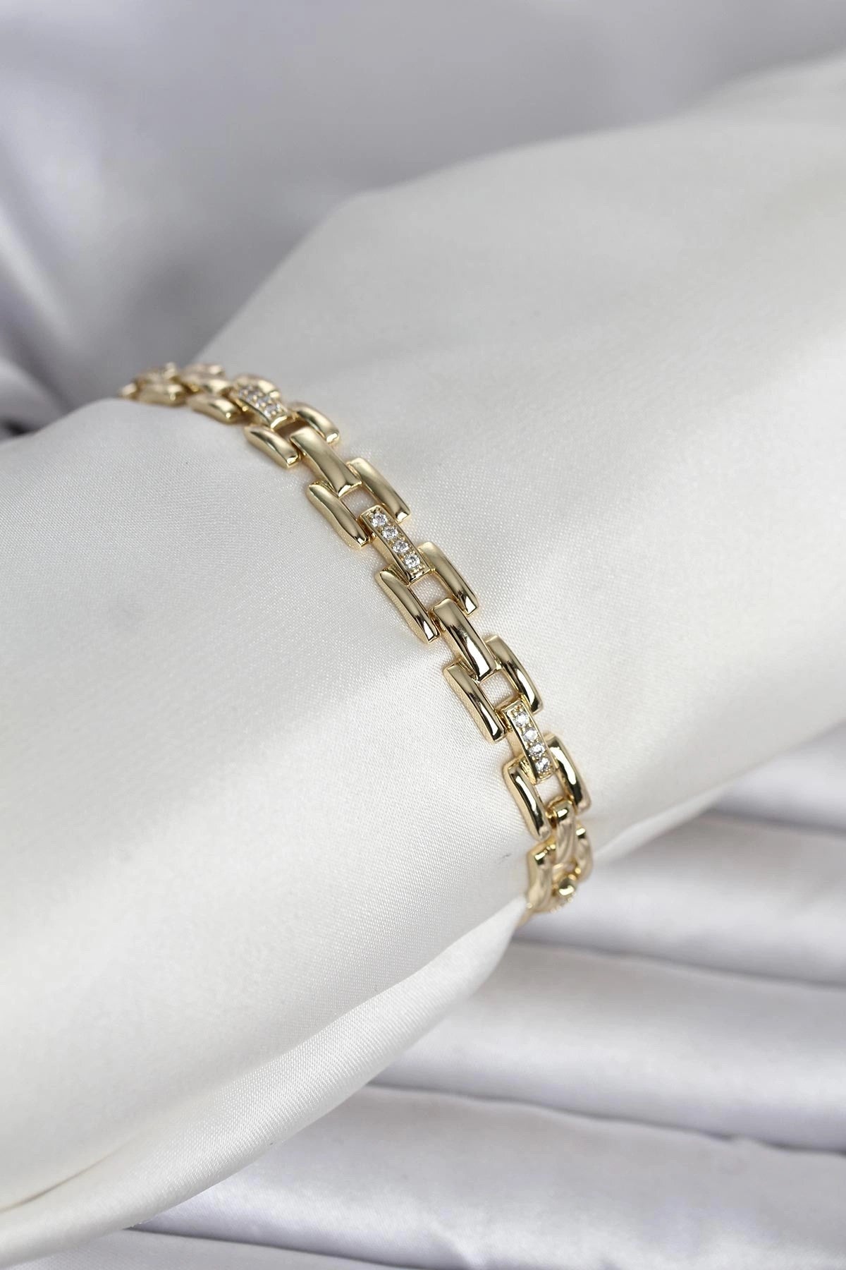 Mey İthalat® Xuping Zincir Model Gold Renk Kadın Bileklik