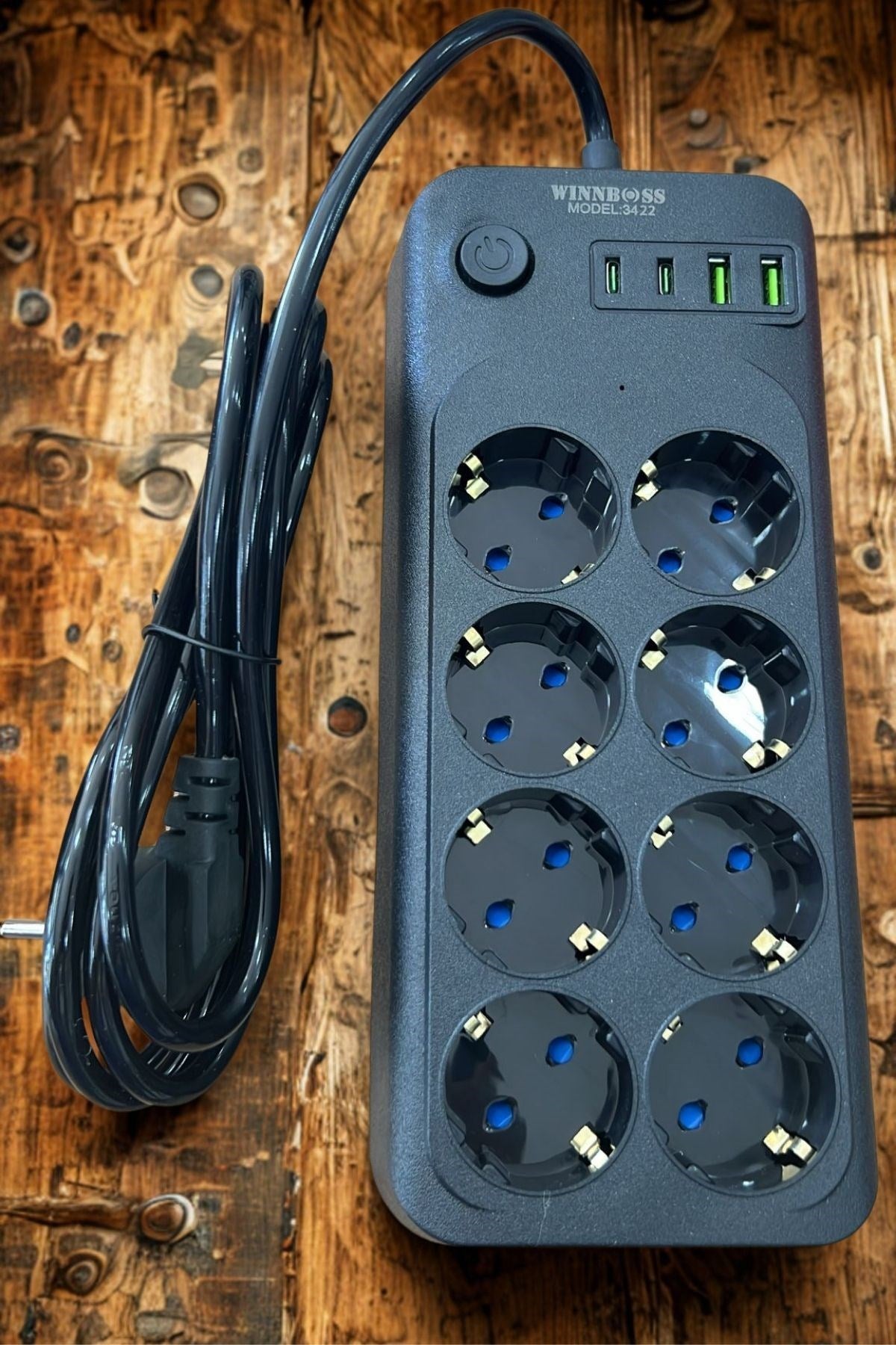 Akım Korumalı Termal Uzatma Kablosu – 8 Priz, 2 USB ve 2 Type-C Girişli, Güçlü Çoklu Priz