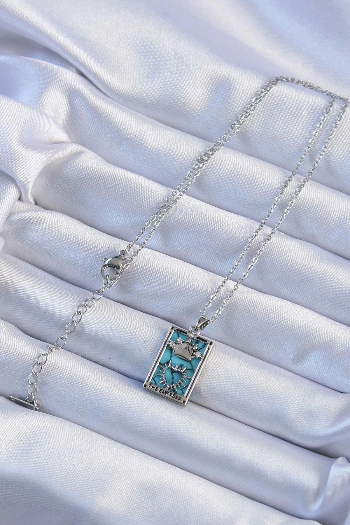 Mey İthalat® 316L Çelik Zincir Gümüş Renk Zirkon Taşlı Mavi Mermer Desenli Taç Model Tarot Kolye