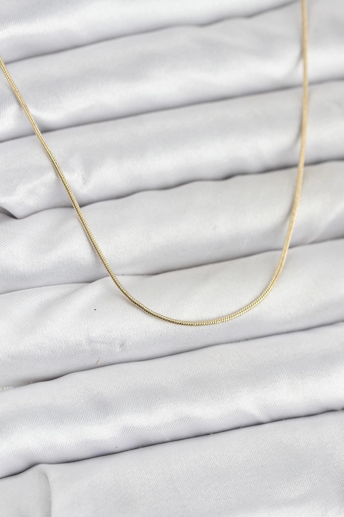Mey İthalat® CM 14K Gold Renk Yılan Zincir Model Kadın Kolye