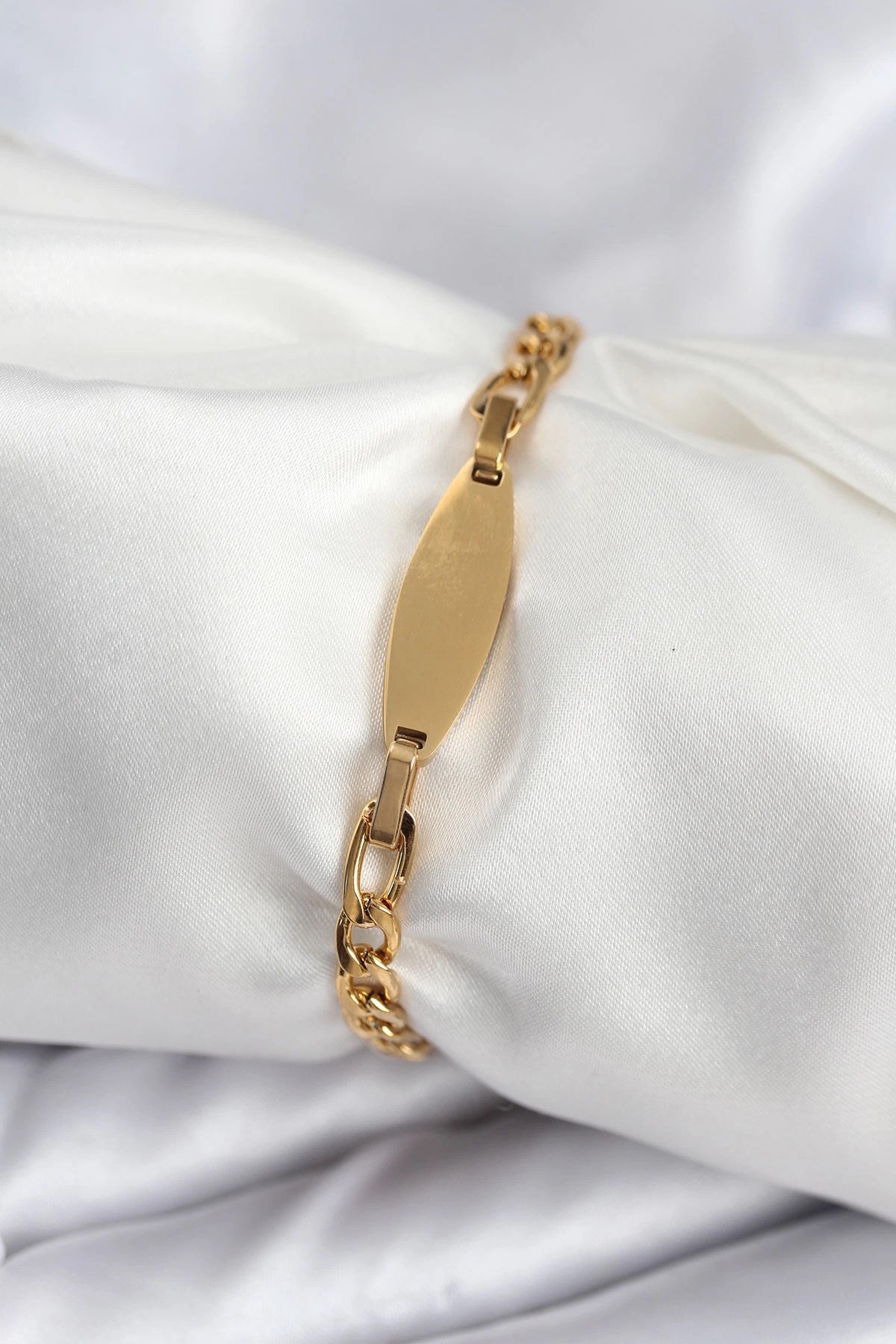 Mey İthalat® 316L Çelik Gold Renk Oval Yazı Yazmaya Uygun Kadın Bileklik