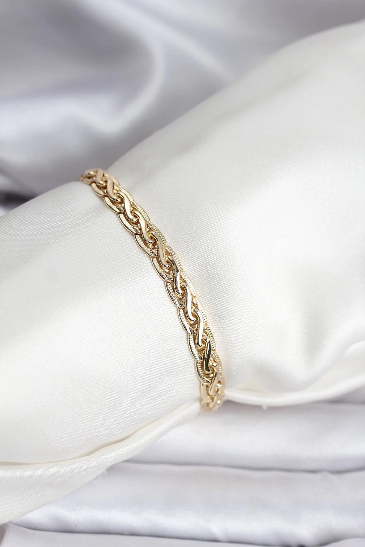 Mey İthalat® 14K Gold Renk Kaplama Lazer Zincir Model CM Kadın Bileklik