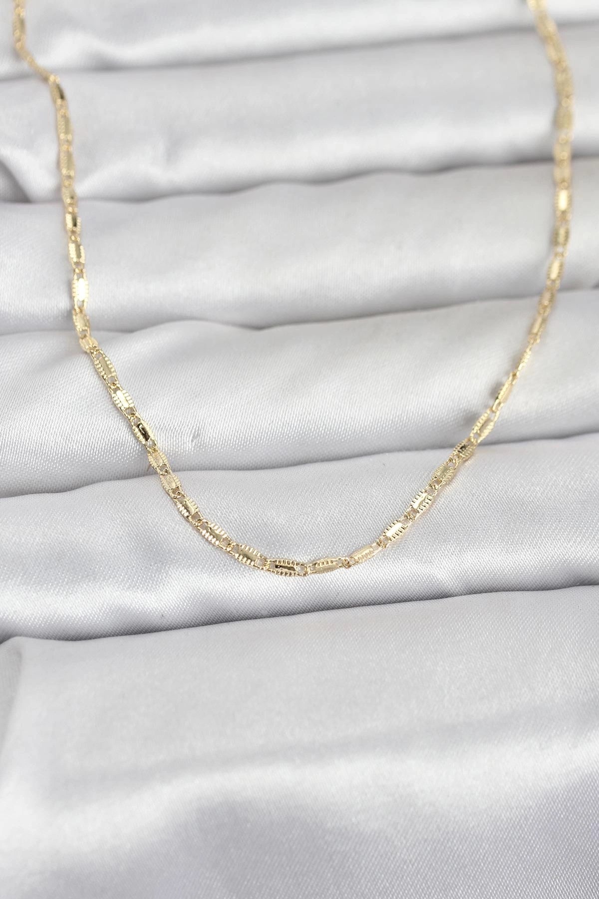 Mey İthalat® CM 14K Gold Renk Lazerli Zincir Model 60 cm Kadın Kolye