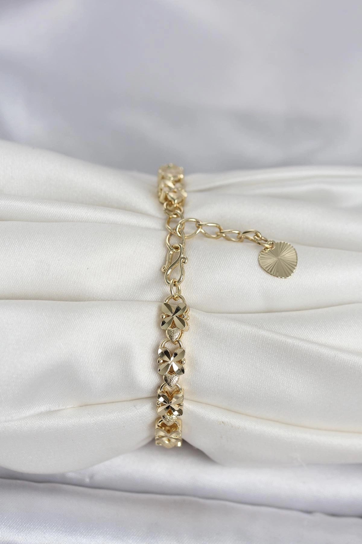 Mey İthalat® Xuping Kelebek Model Gold Renk Kadın Bileklik