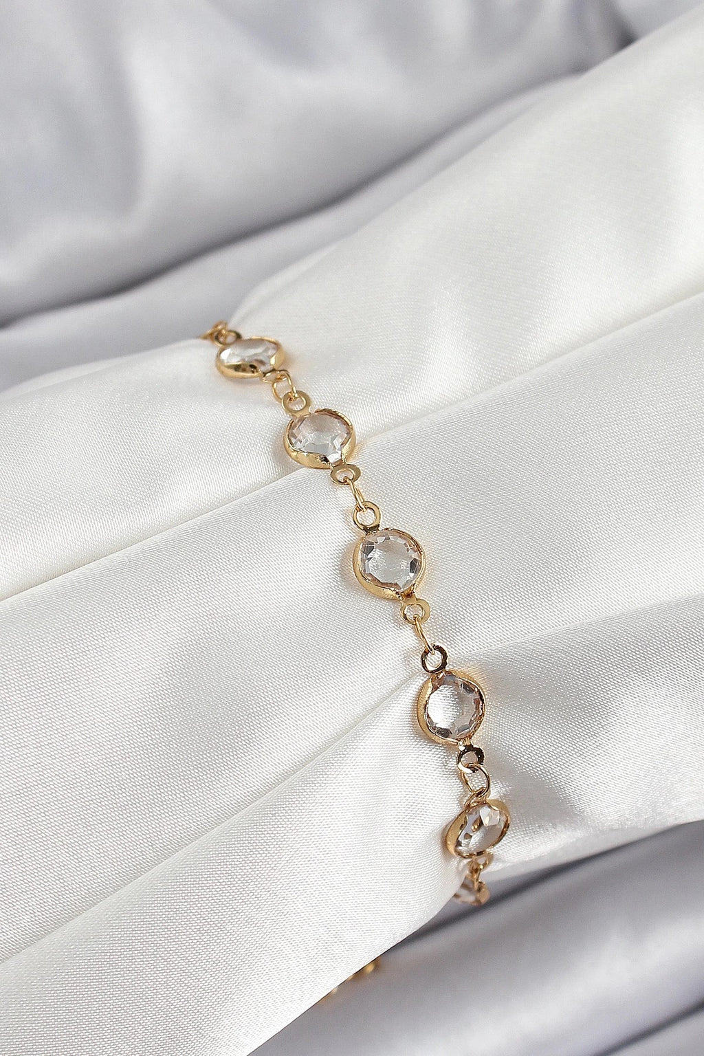Mey İthalat® Pirinç Gold Renk Zirkon Taşlı Kadın Bileklik