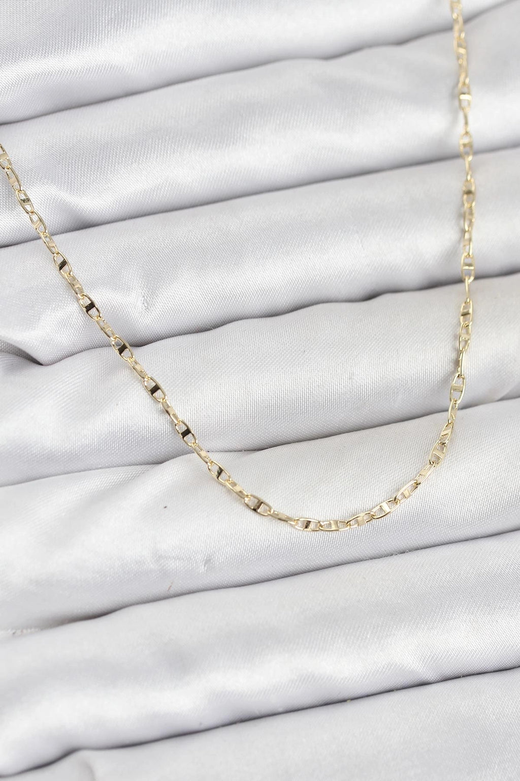 Mey İthalat® CM 14K Gold Renk Pirinç Gemi Zinciri Model Kadın Kolye