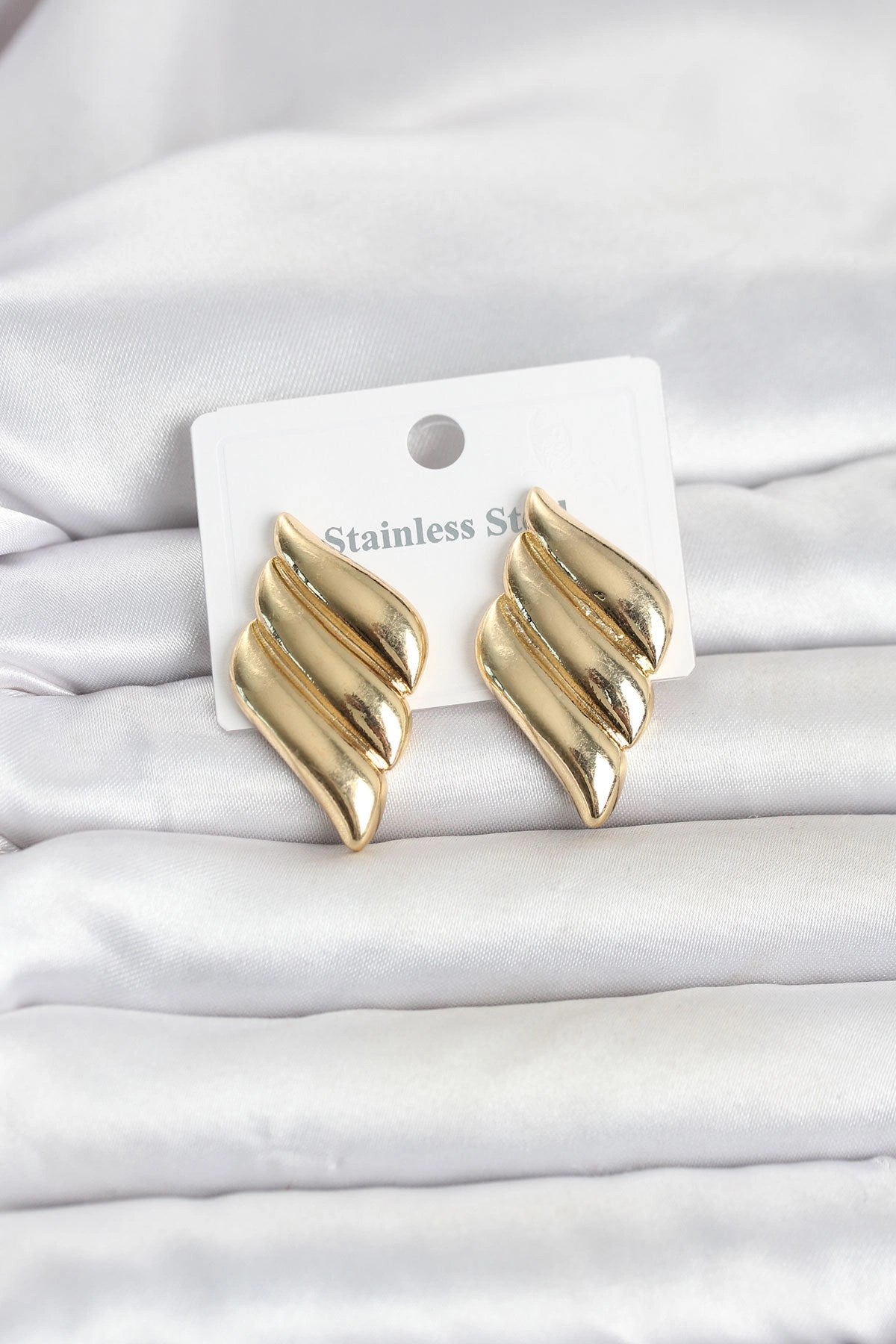 Mey İthalat® 316L Çelik Gold Renk Motif Model Kadın Küpe