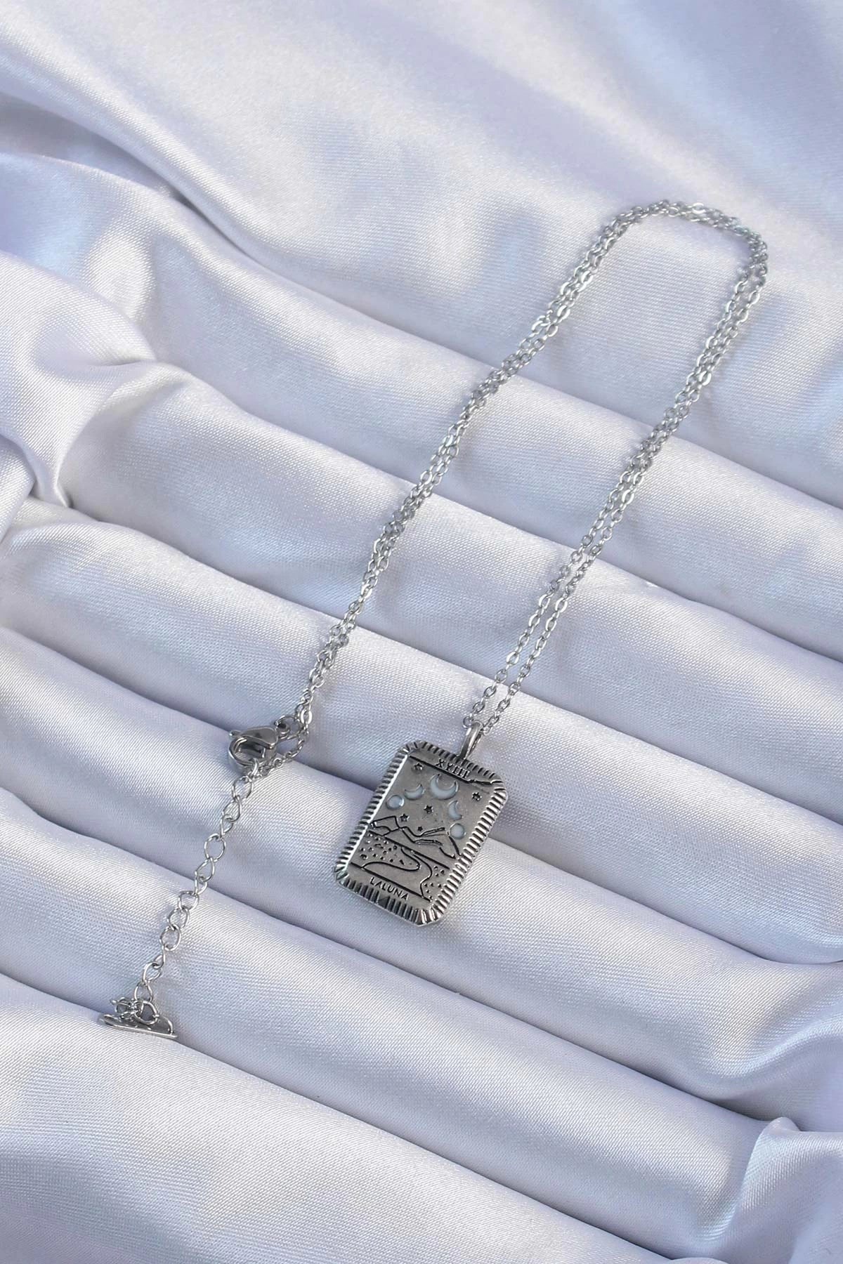 Mey İthalat® 316L Çelik Zincir Eskitme Gümüş Renk Ay Figürlü Tarot Kolye