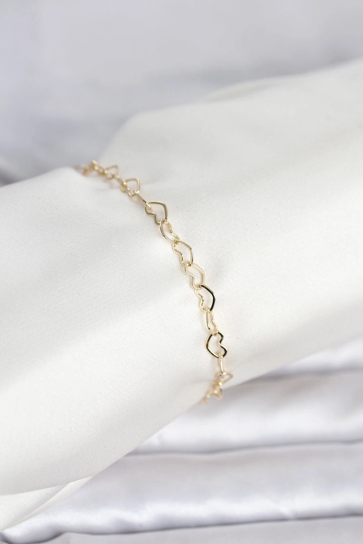 Mey İthalat® CM 14K Gold Renk Kalpli Zincir Model Kadın Bileklik