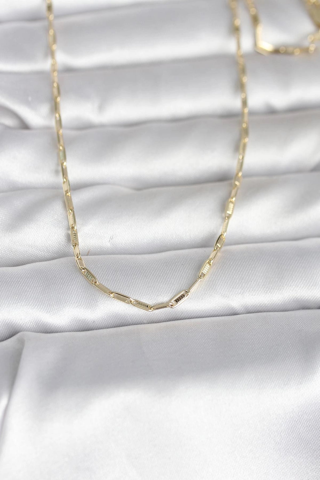 Mey İthalat® CM 14K Gold Renk İnce Ataç Zincir Model 60 cm Kadın Kolye