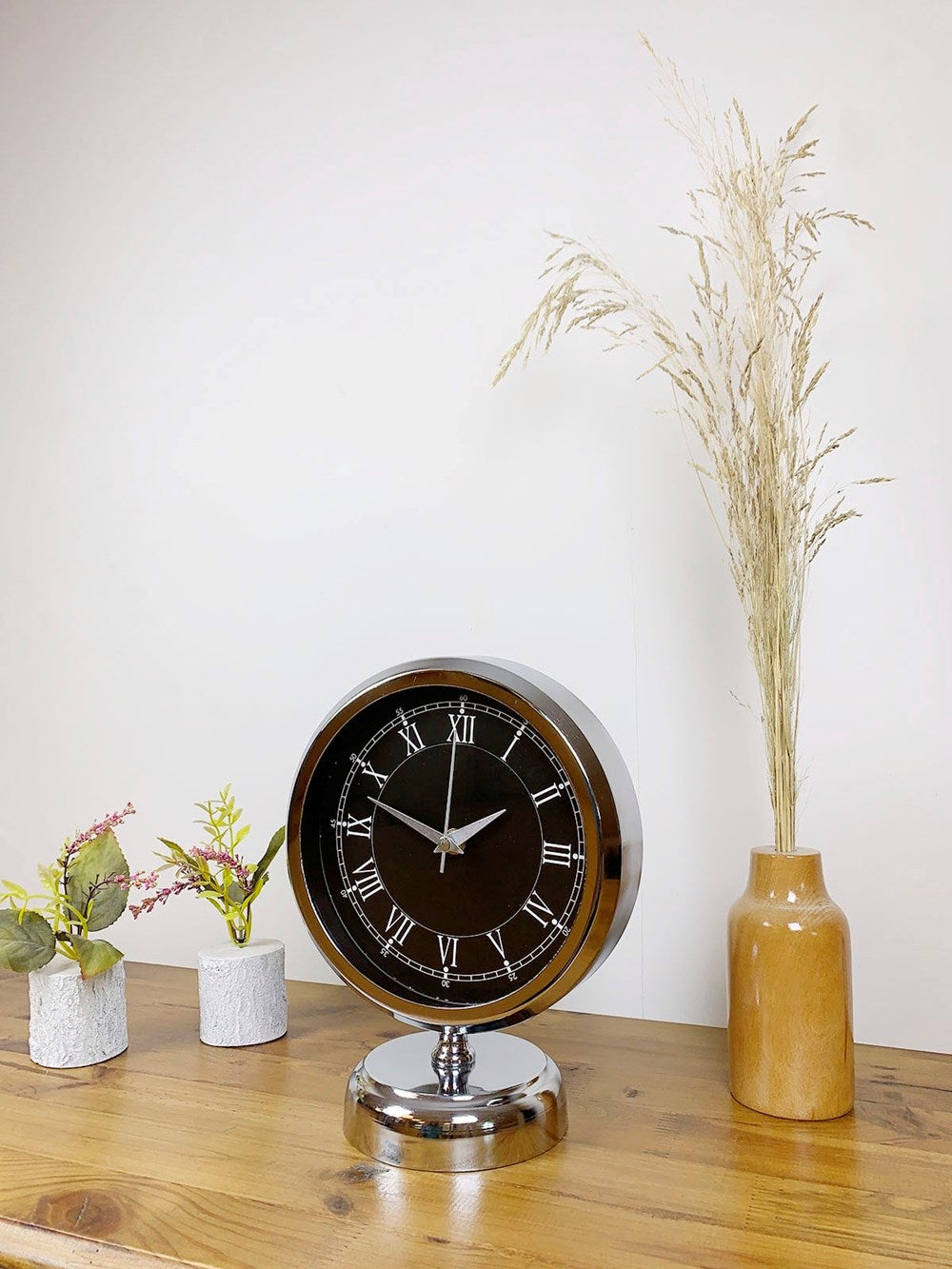 Krom Metal Siyah Retro Masa Saati 25×20 cm