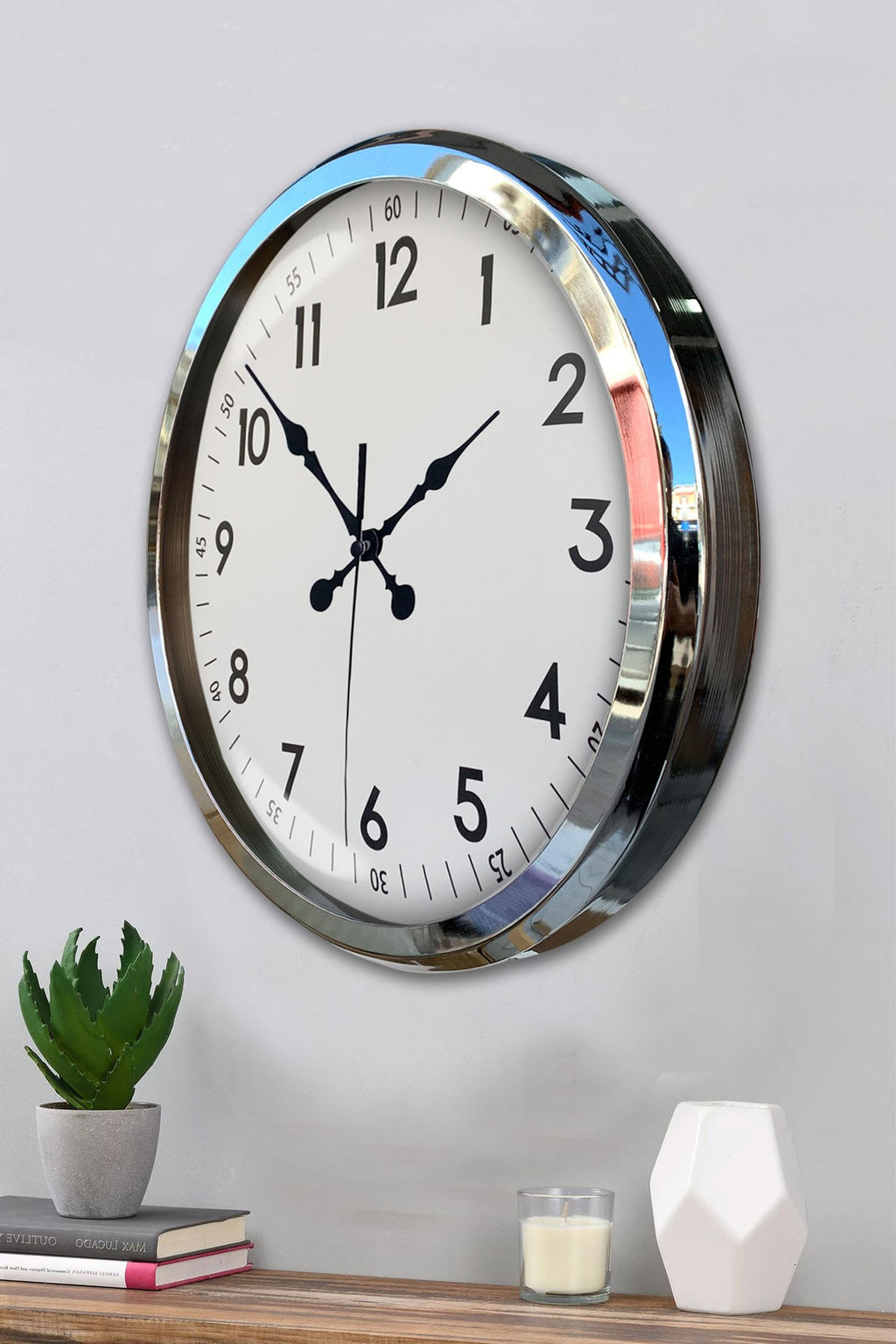 Sade Ve Şık Krom 52 Cm Metal Dekoratif Duvar Saati