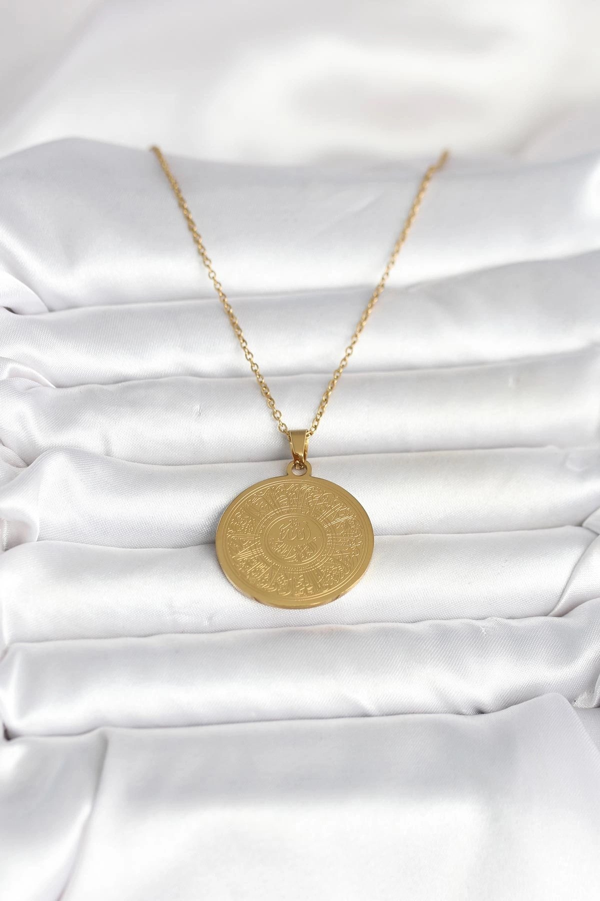 Mey İthalat® 316L Çelik Gold Renk Ayetel Kürsi Yazılı Kolye