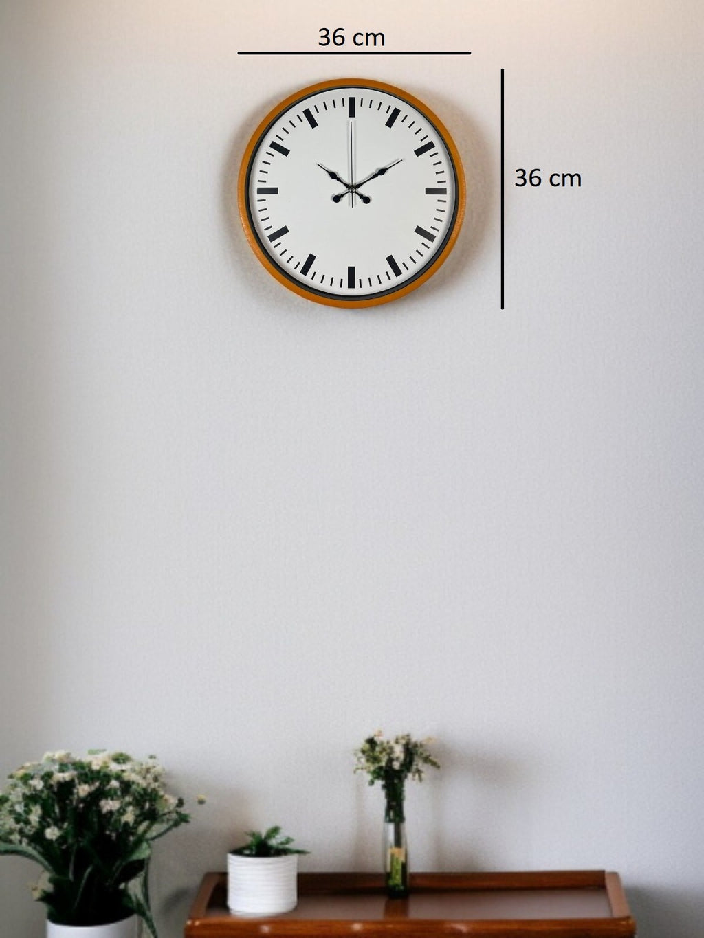 36 Cm Turuncu Sade Şık Duvar Saati
