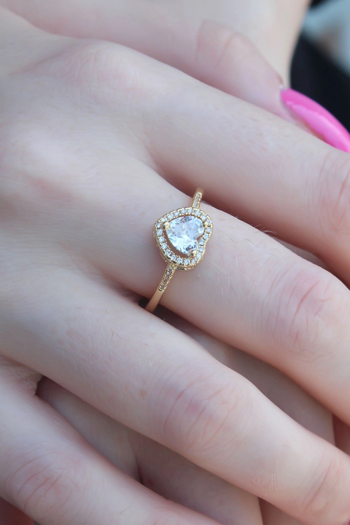 Mey İthalat® Gold Renk Zirkon Taşlı Kalp Model Charm Pirinç Kadın Yüzük