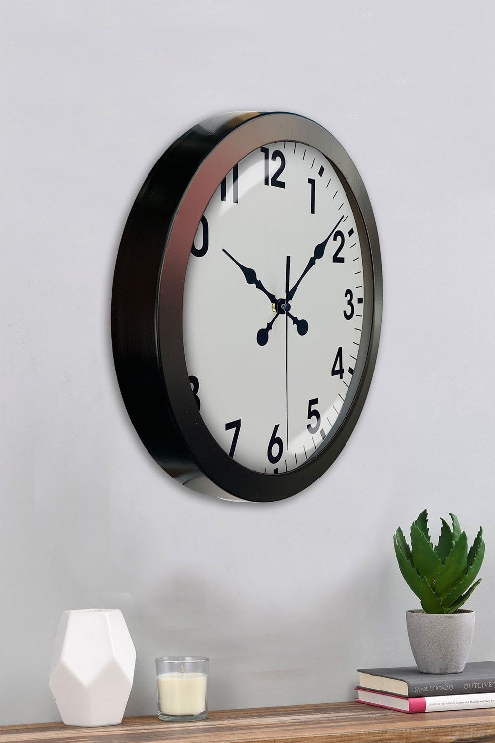 36 cm Siyah Metal Standart Duvar Saati