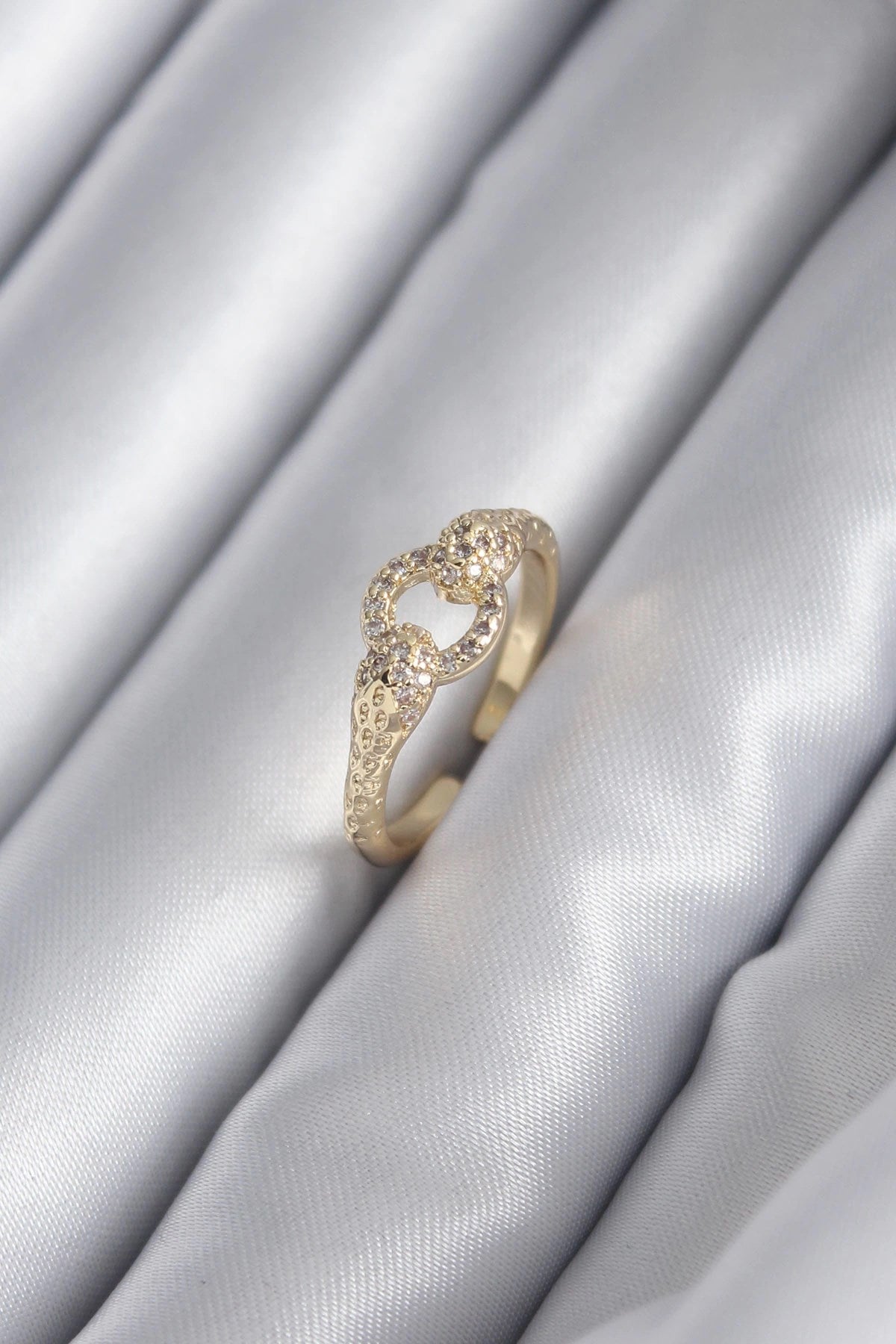 Mey İthalat® Pirinç Gold Renk Zirkon Taşlı Yılan Model Kadın Yüzük