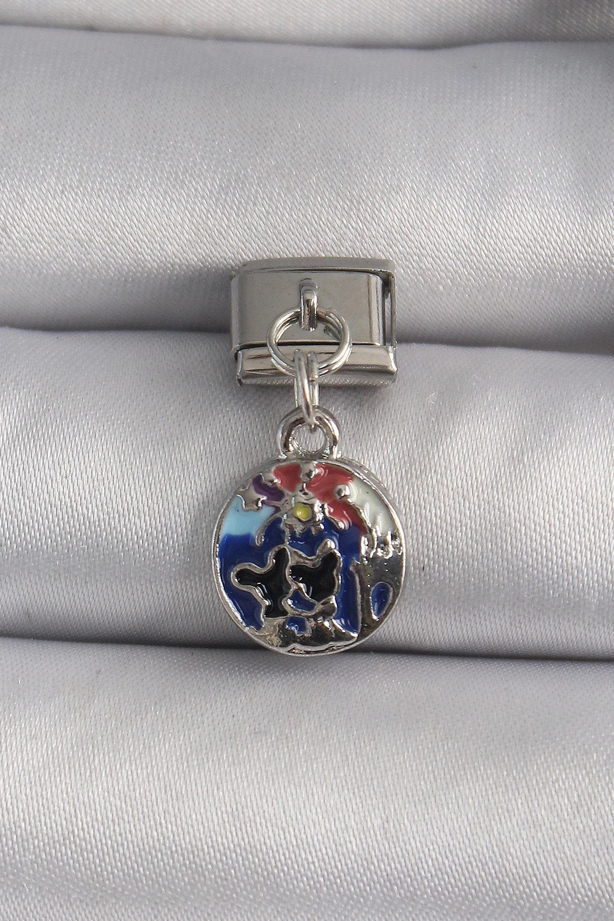 Mey İthalat® 316L Çelik Gümüş Renk Sallantı Dünya Model Nomination Charm