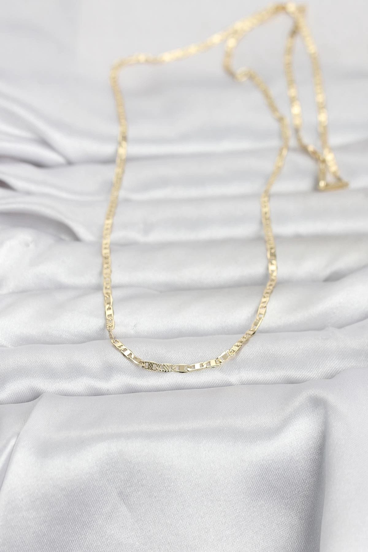Mey İthalat® CM 14K Gold Renk Lazerli Yassı Model Zincirli 60 cm Kadın Kolye
