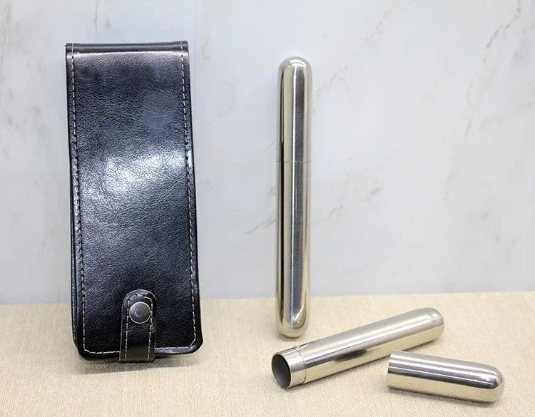Deri Kılıflı Paslanmaz Çelik Matara - 19x7 cm Sızdırmaz Şık İçki Matarası