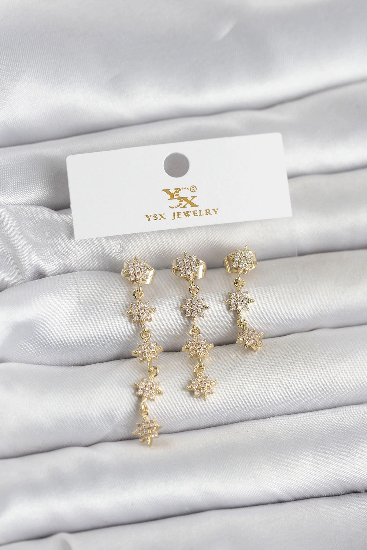 Mey İthalat® Pirinç Gold Renk Sıralı Kutup Yıldızı Model 3'lü Kadın Küpe