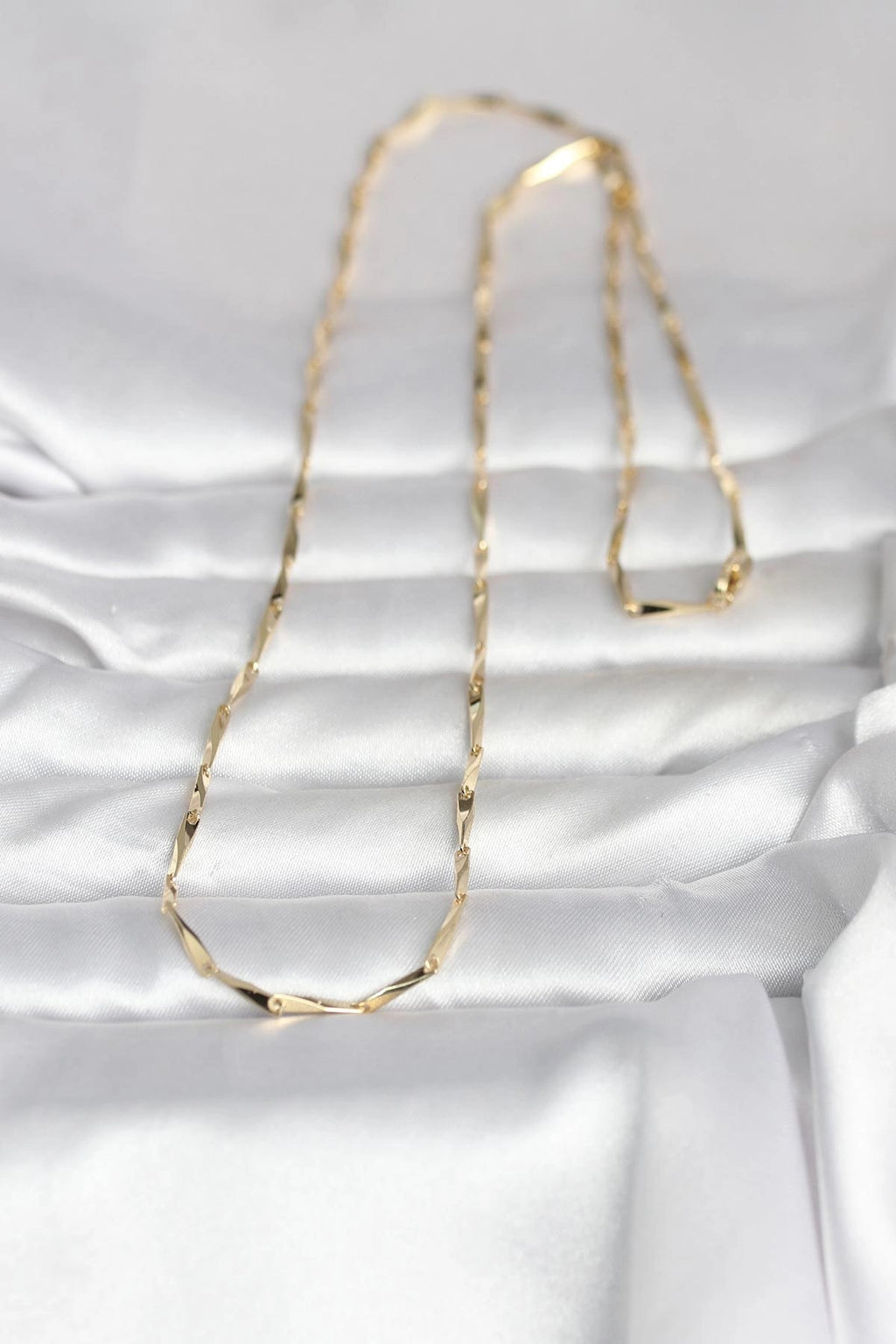 Mey İthalat® CM 14K Gold Renk Kesme Çubuk Zincirli Model 60 cm Kadın Kolye