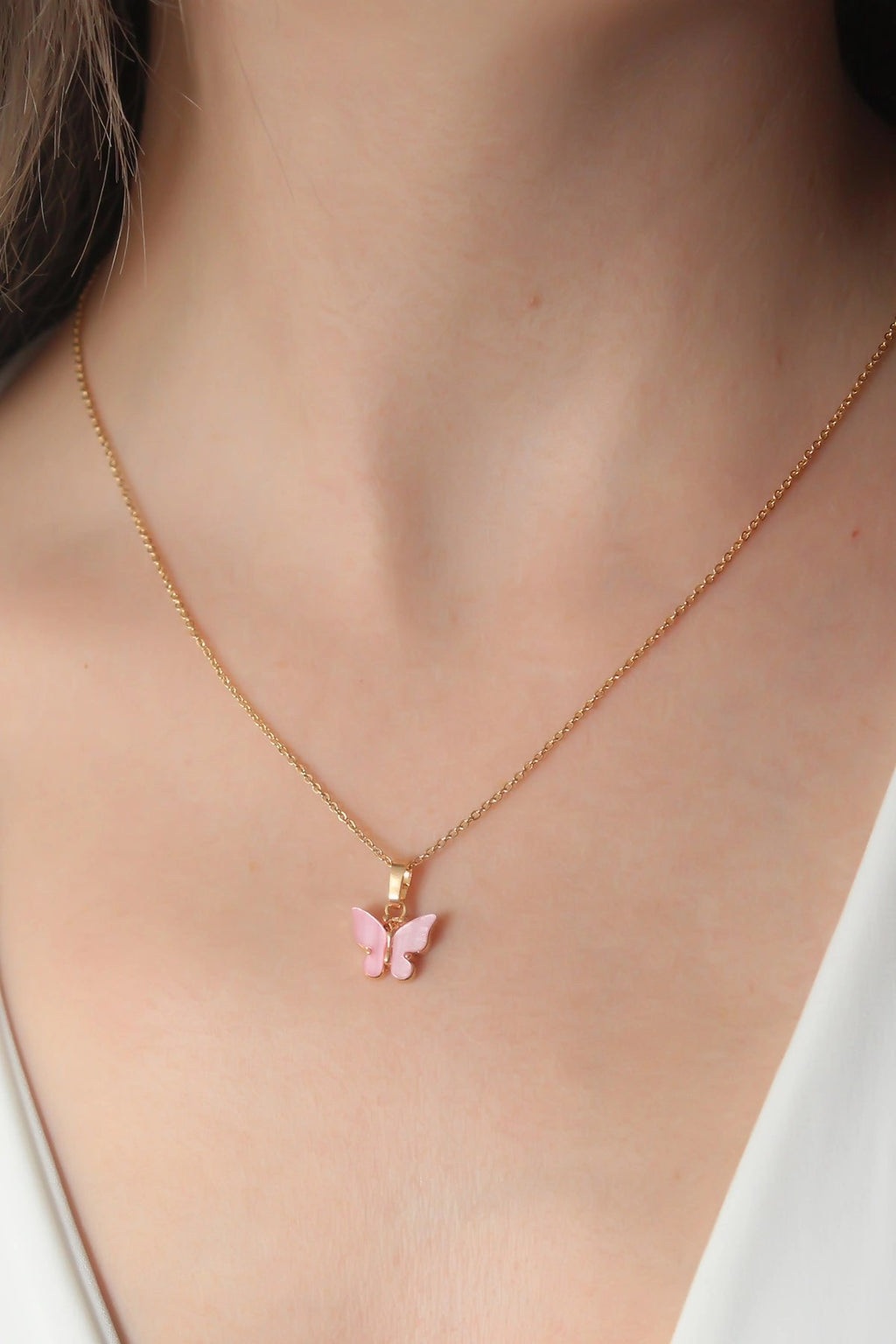 Mey İthalat® Gold Pembe Renk Kelebek Figür Kadın Kolye