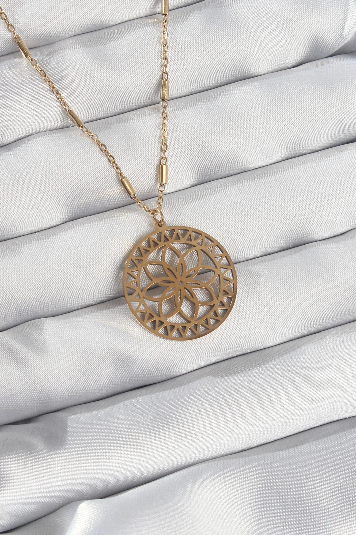 Mey İthalat® 316L Çelik Zincir Gold Renk Lotus Model Kolye