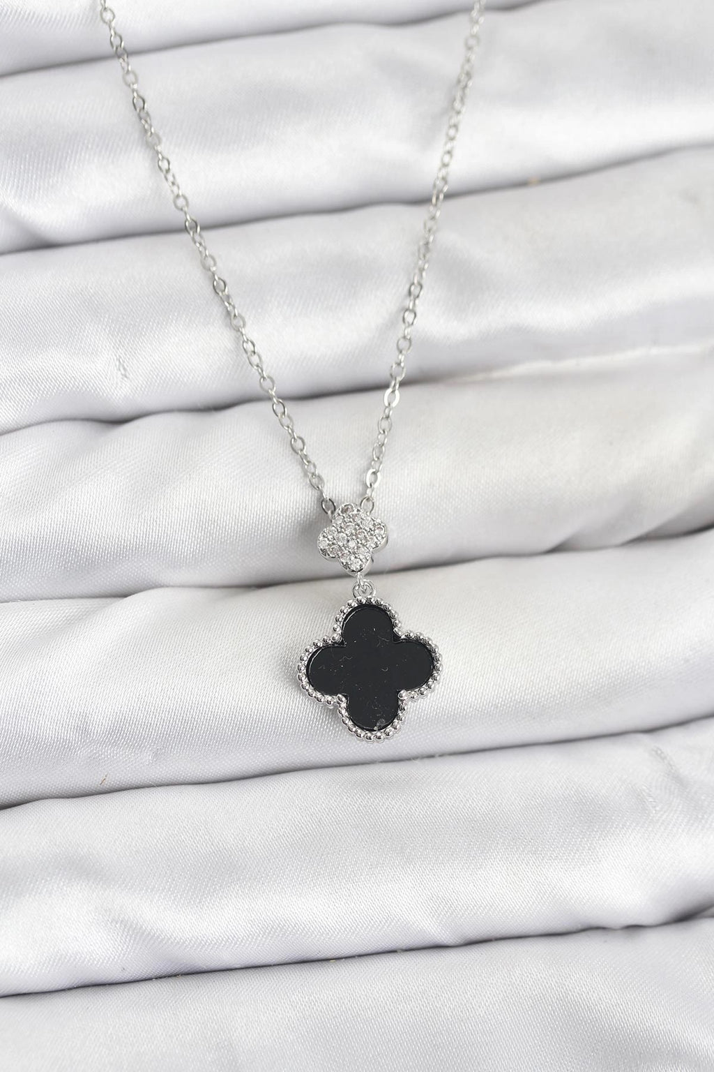 Mey İthalat® 316L Çelik Zincir Gümüş Renk Yonca Model Zirkon Taşlı Kadın Kolye